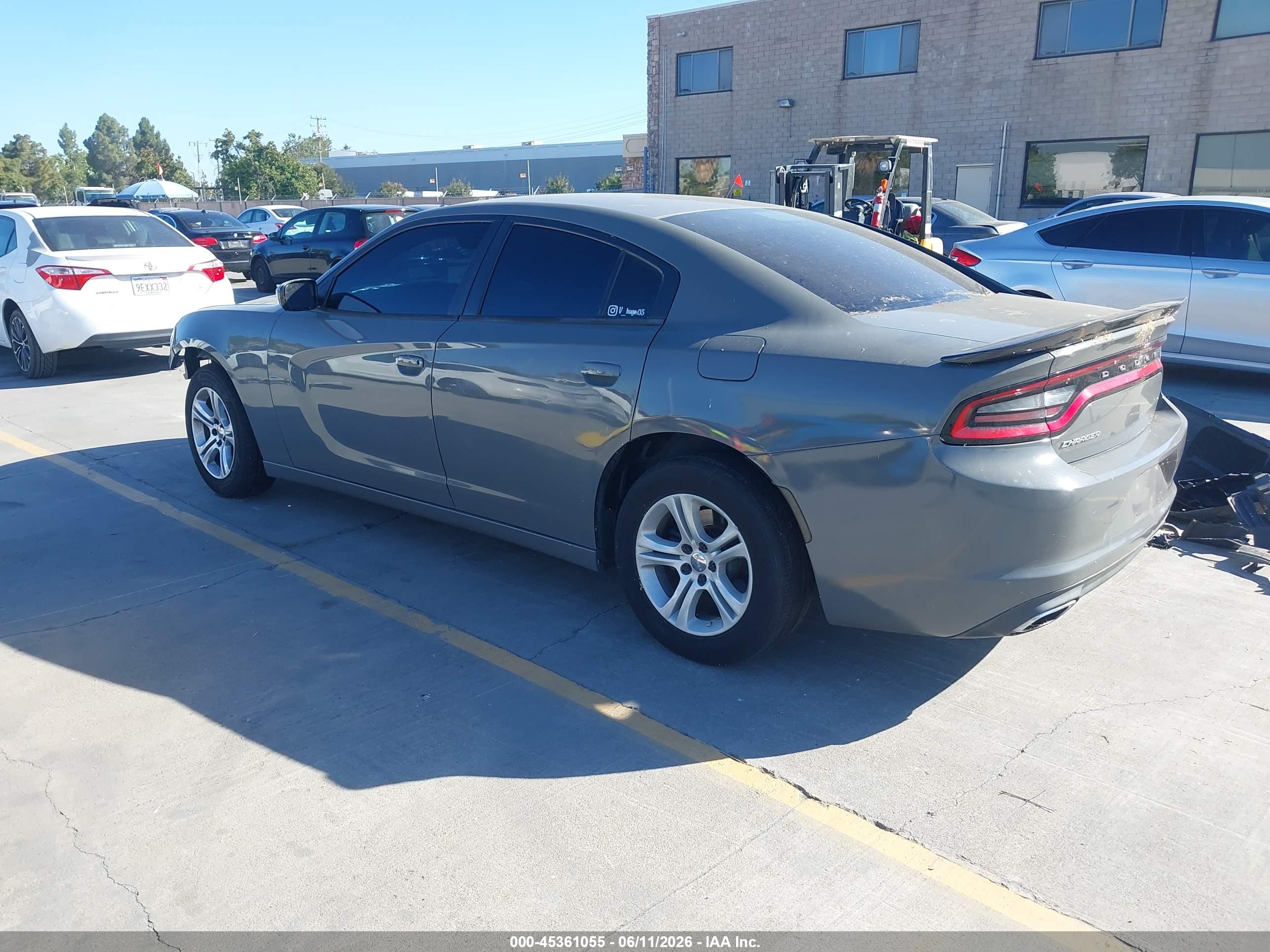 DODGE CHARGER image 3