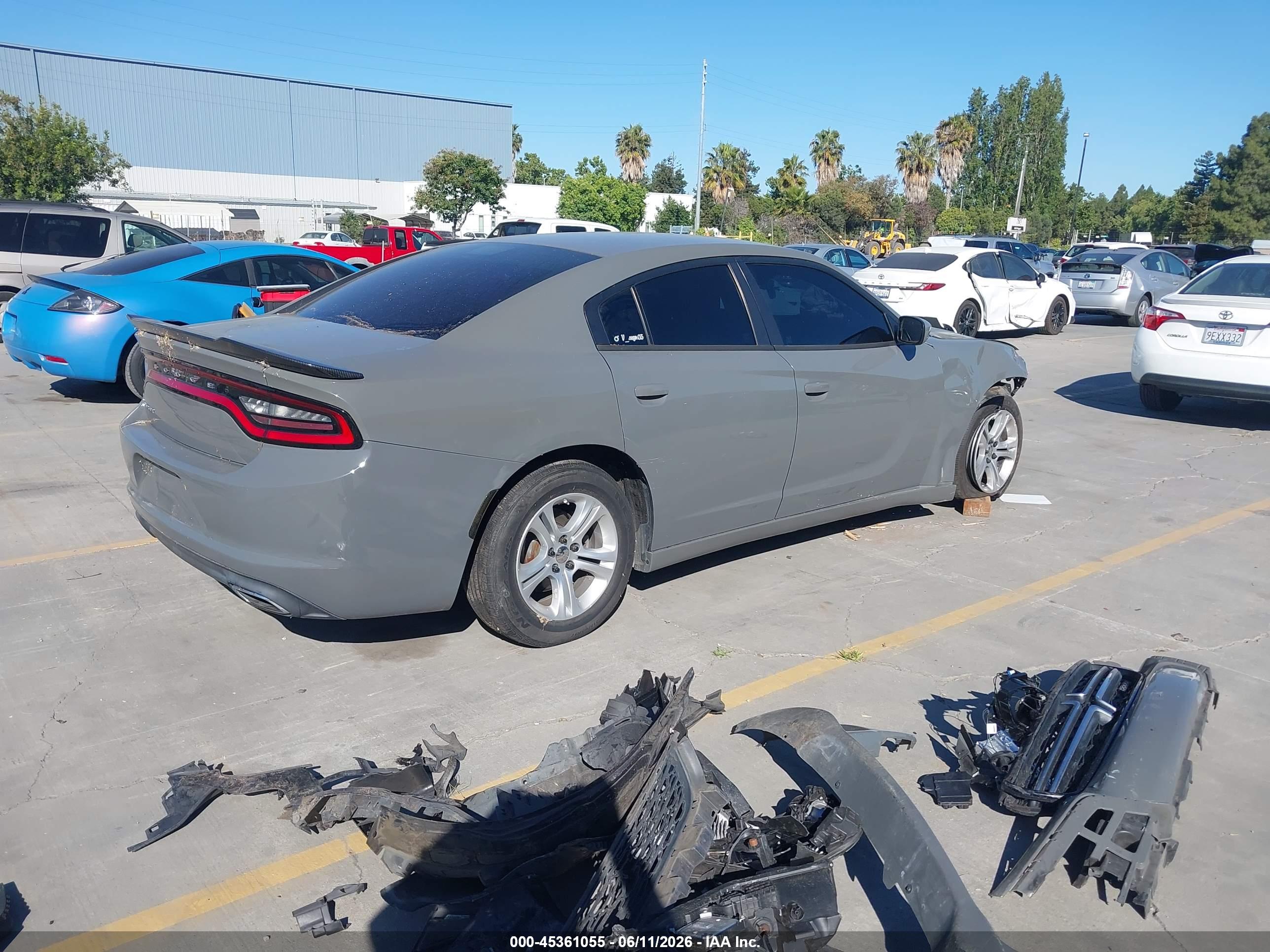 DODGE CHARGER image 4