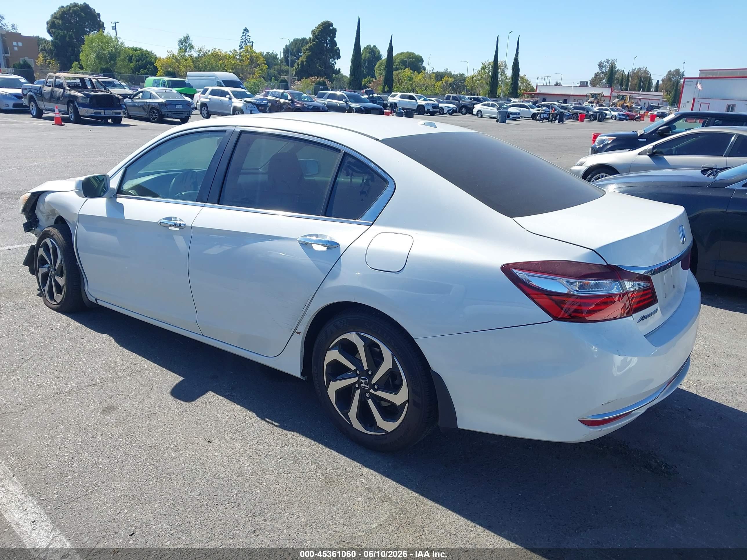HONDA ACCORD image 3