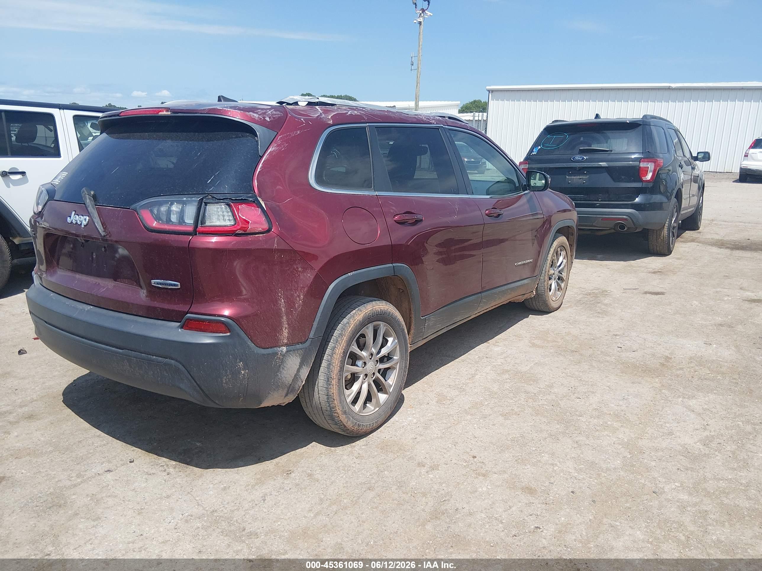 JEEP CHEROKEE image 4