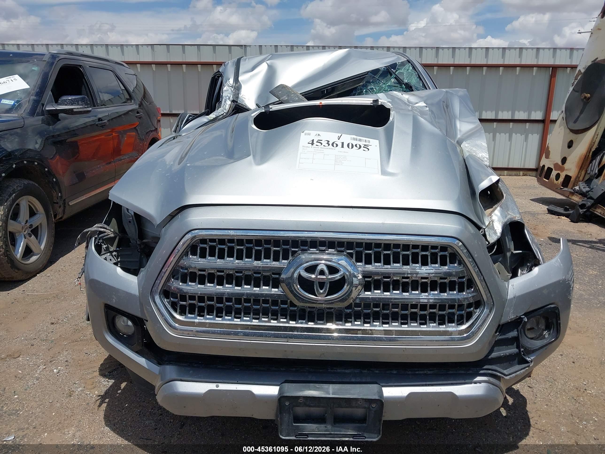 TOYOTA TACOMA image 6