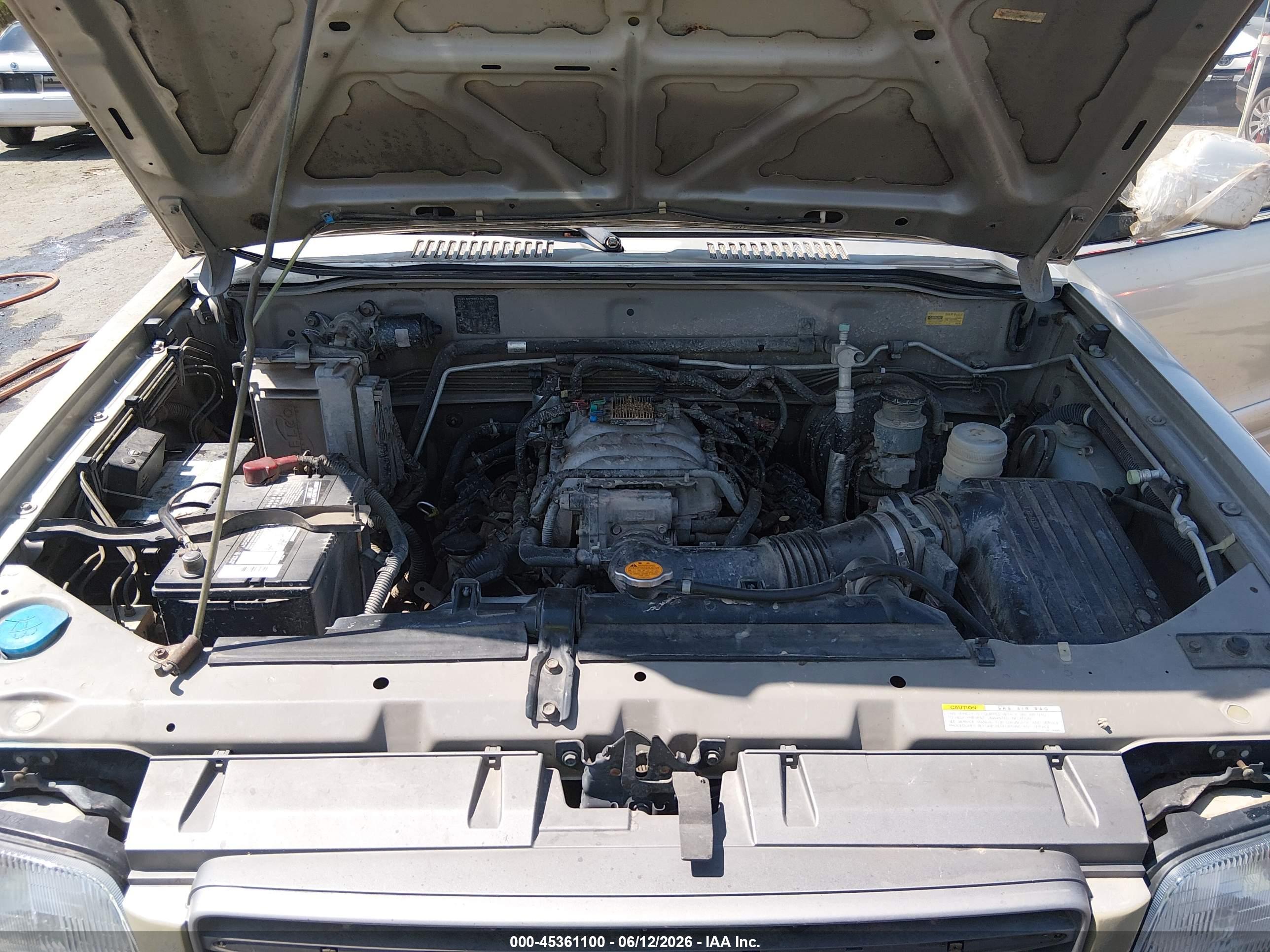 ISUZU TROOPER image 10