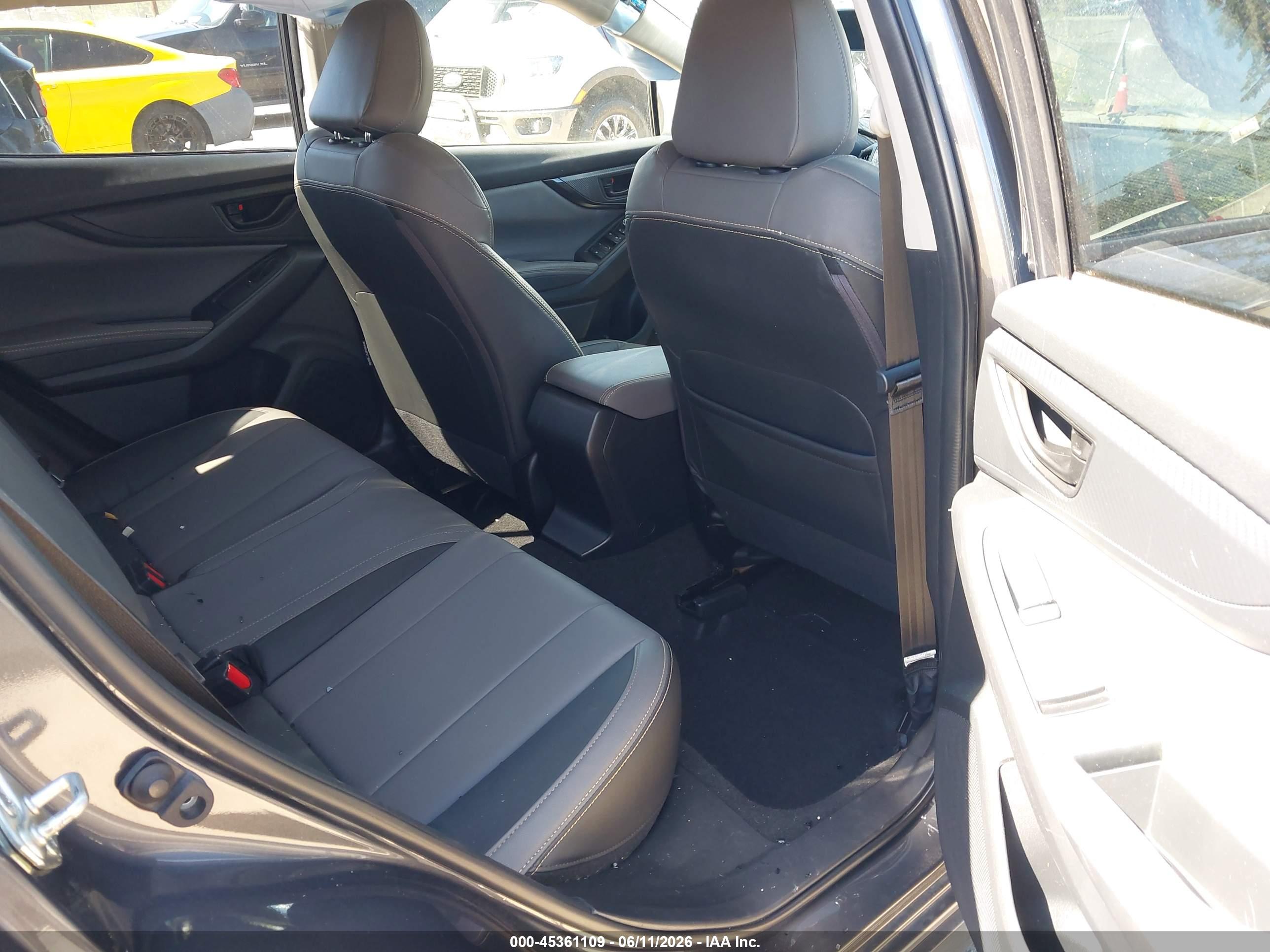 SUBARU CROSSTREK image 8