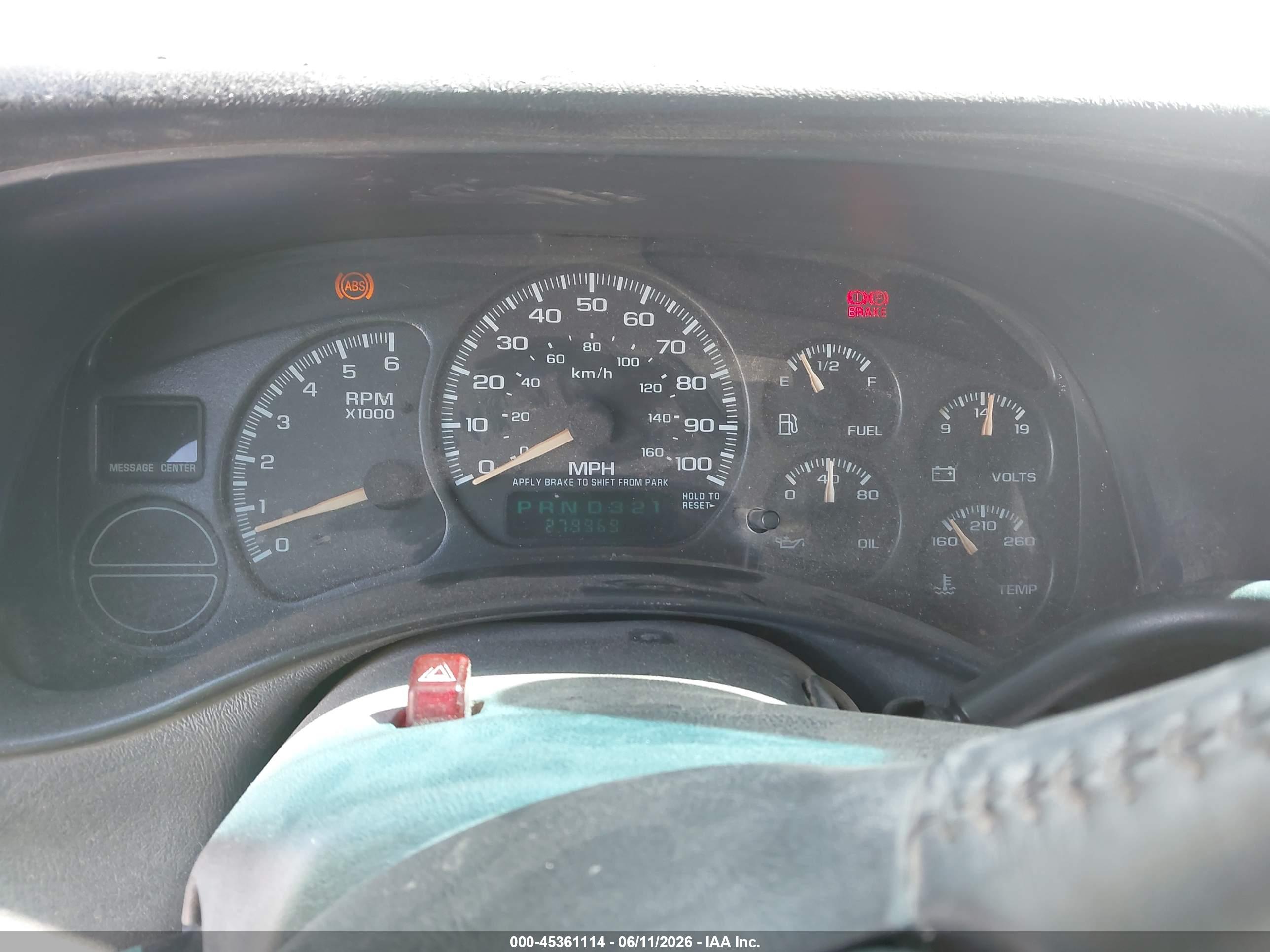 CHEVROLET TAHOE image 7