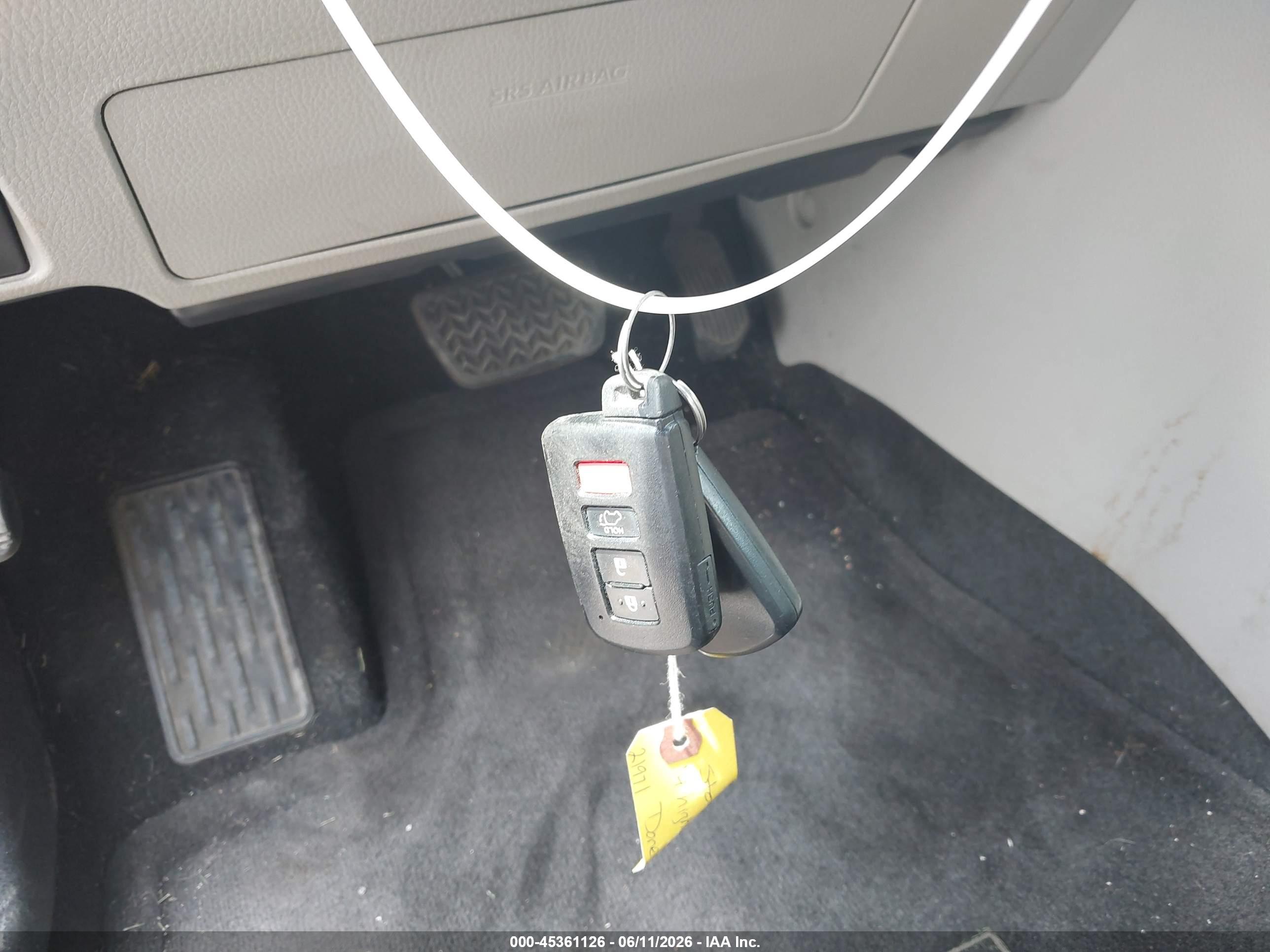 TOYOTA HIGHLANDER image 11