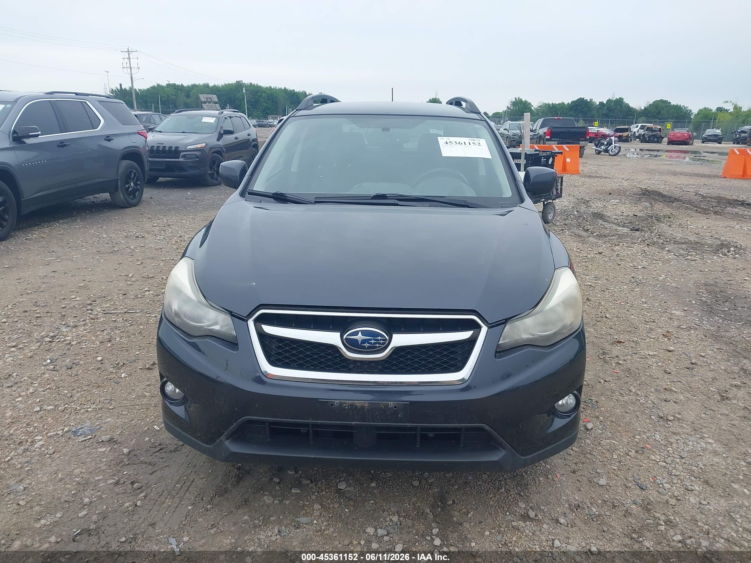 SUBARU XV image 6