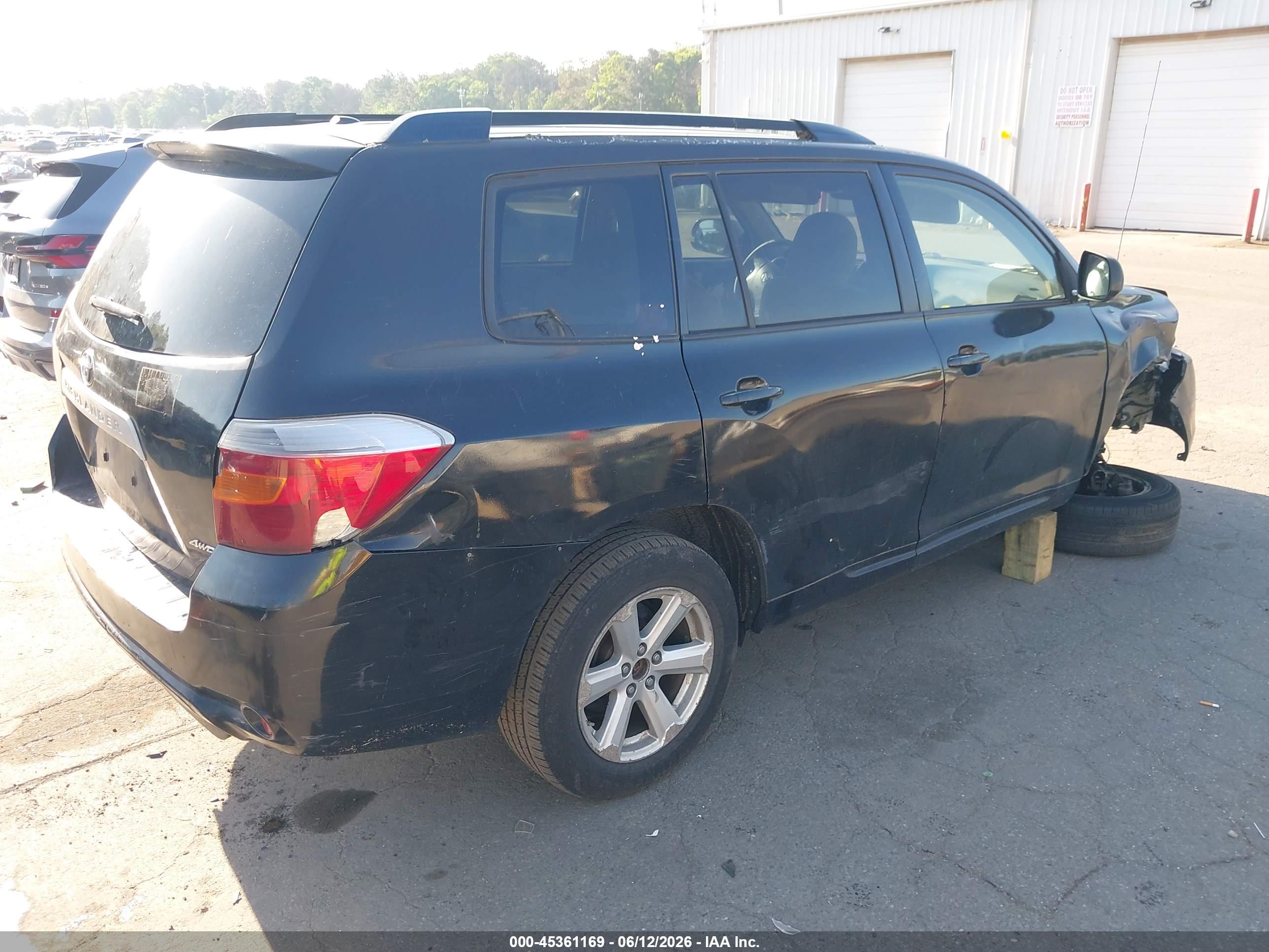TOYOTA HIGHLANDER image 4
