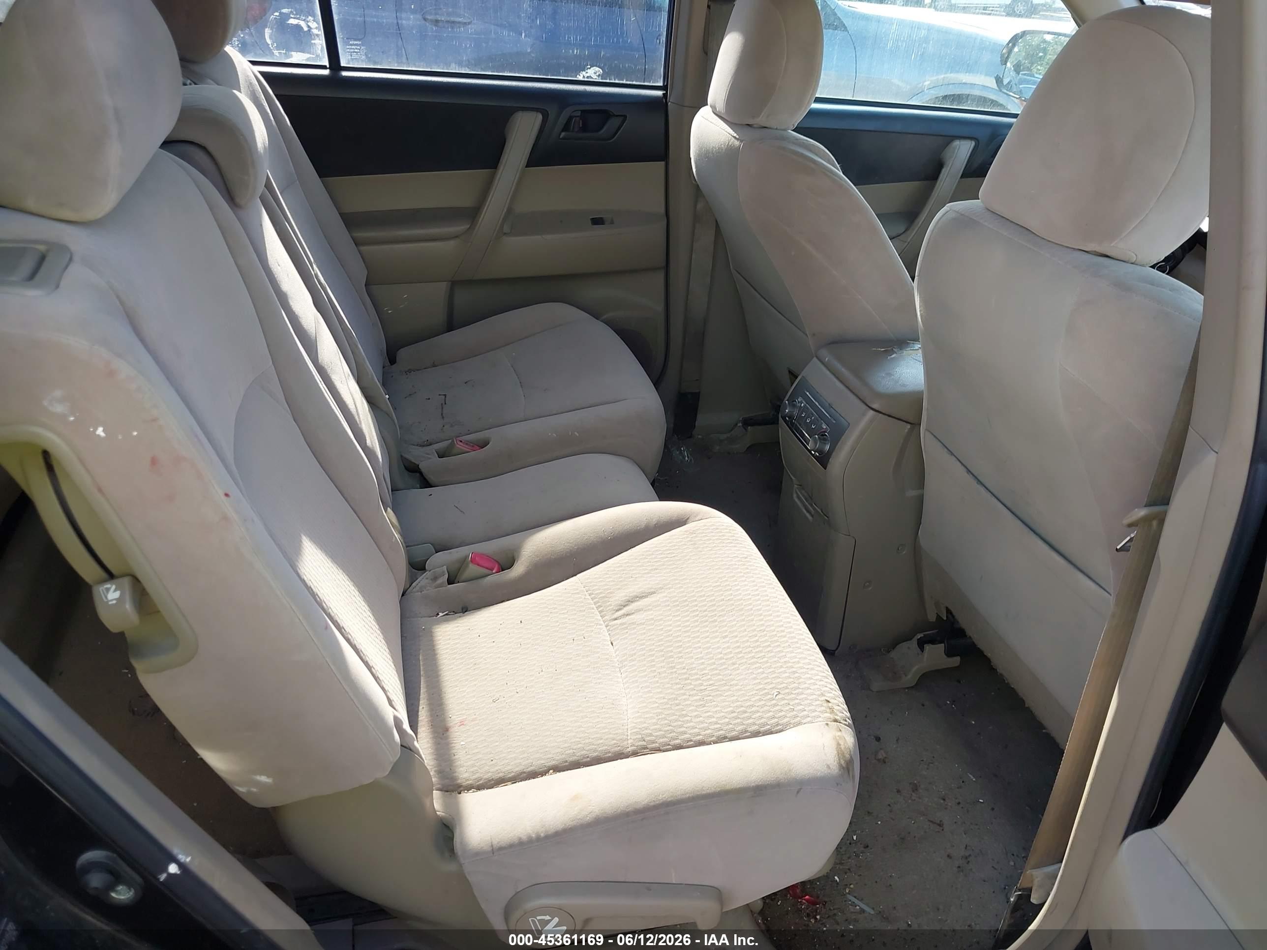 TOYOTA HIGHLANDER image 8