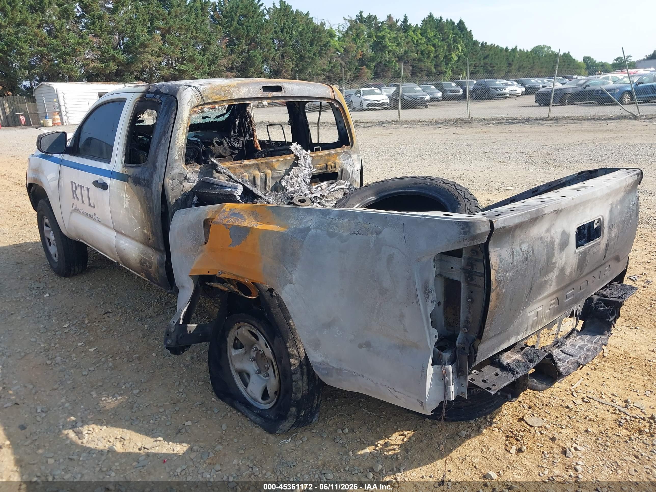 TOYOTA TACOMA image 3