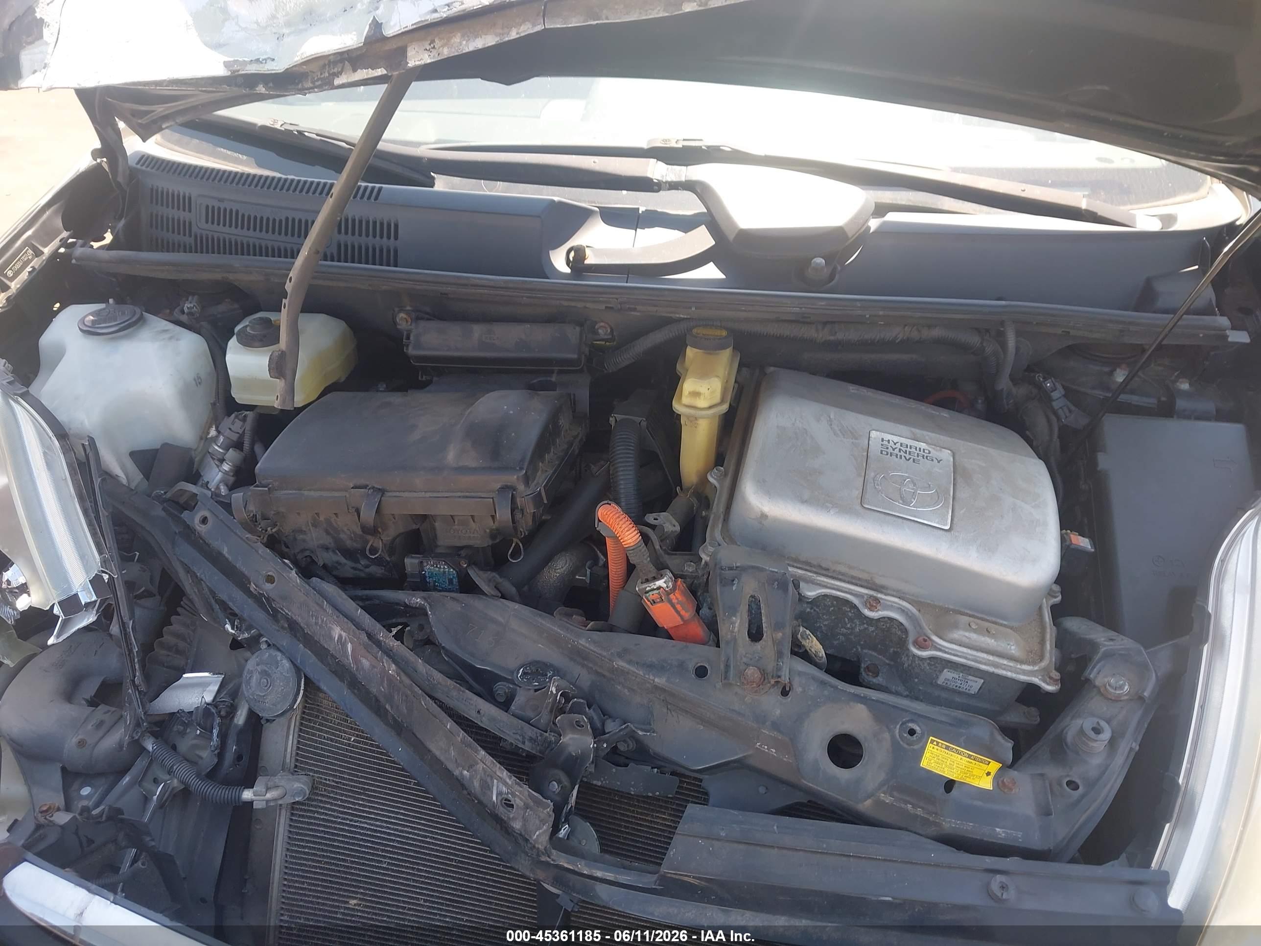 TOYOTA PRIUS image 10