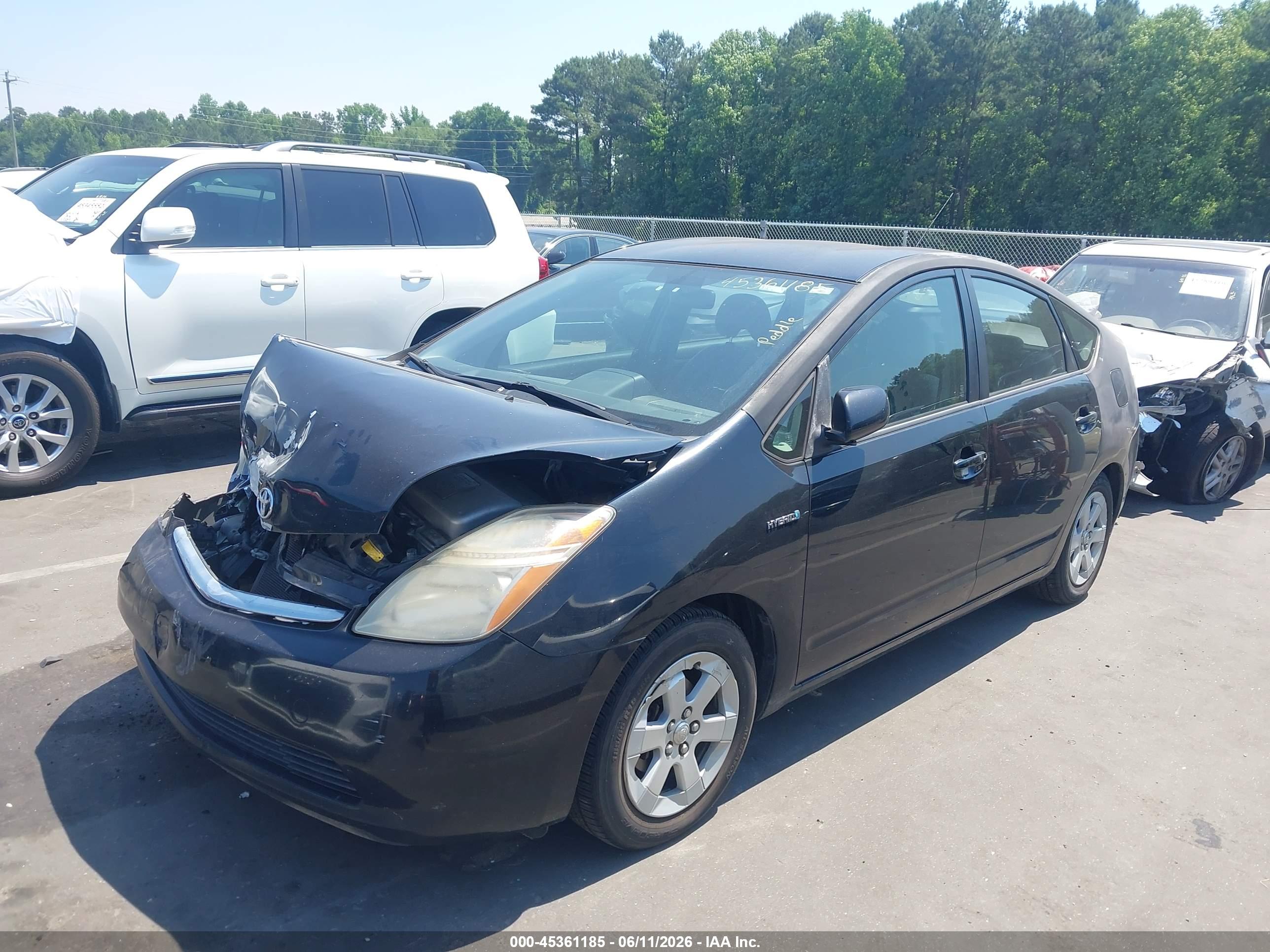 TOYOTA PRIUS image 2