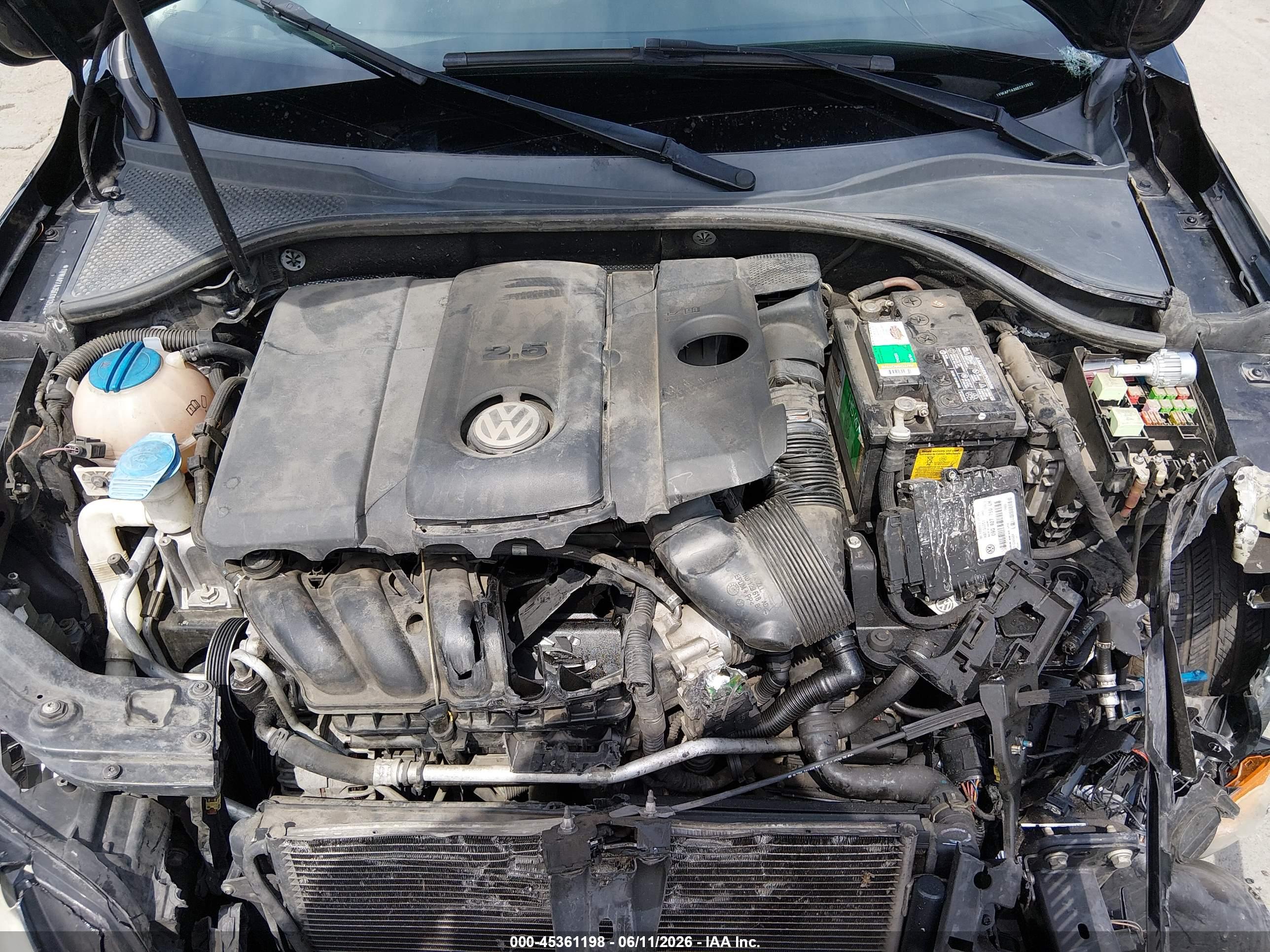 VOLKSWAGEN PASSAT image 10