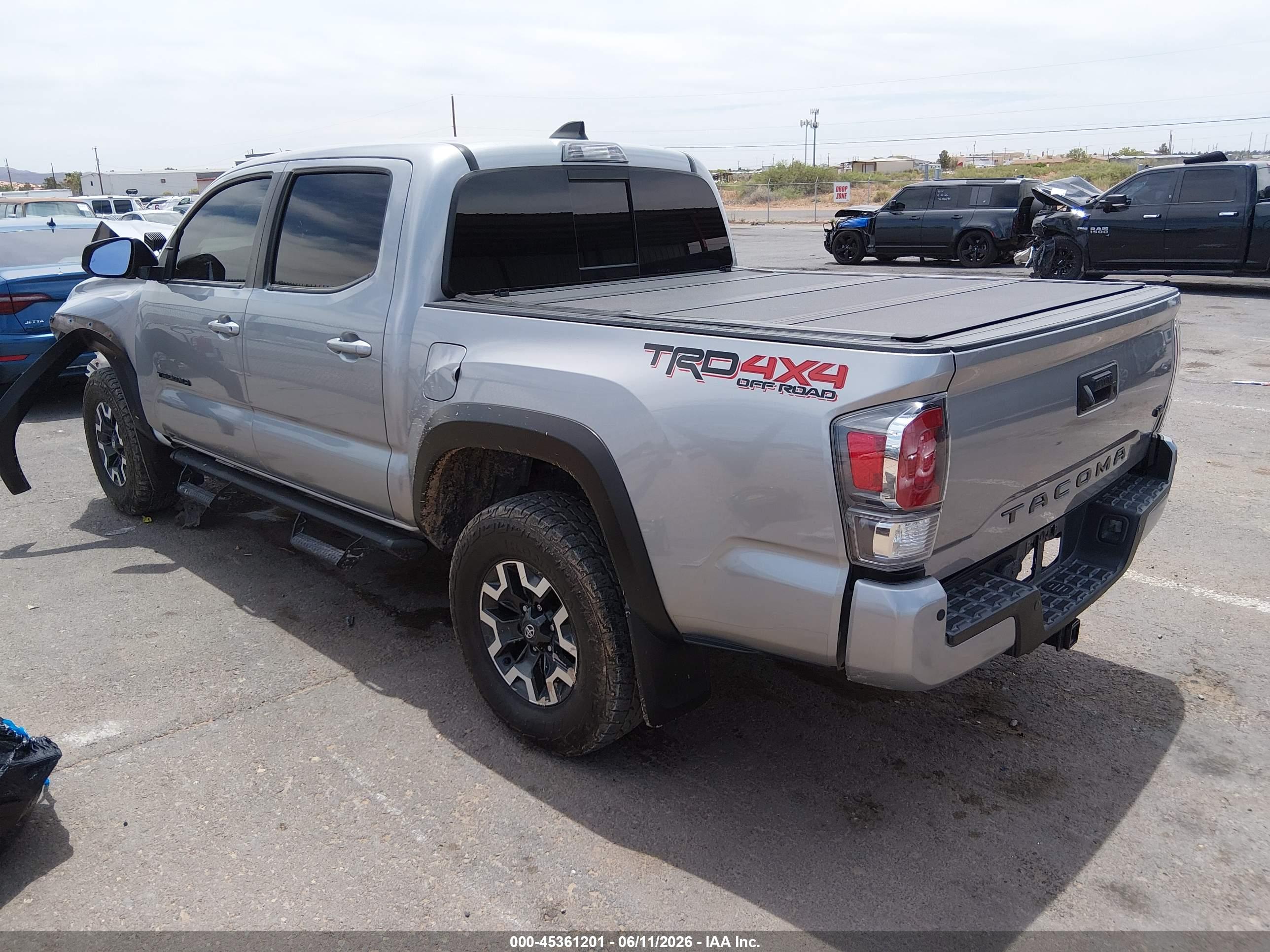 TOYOTA TACOMA image 3