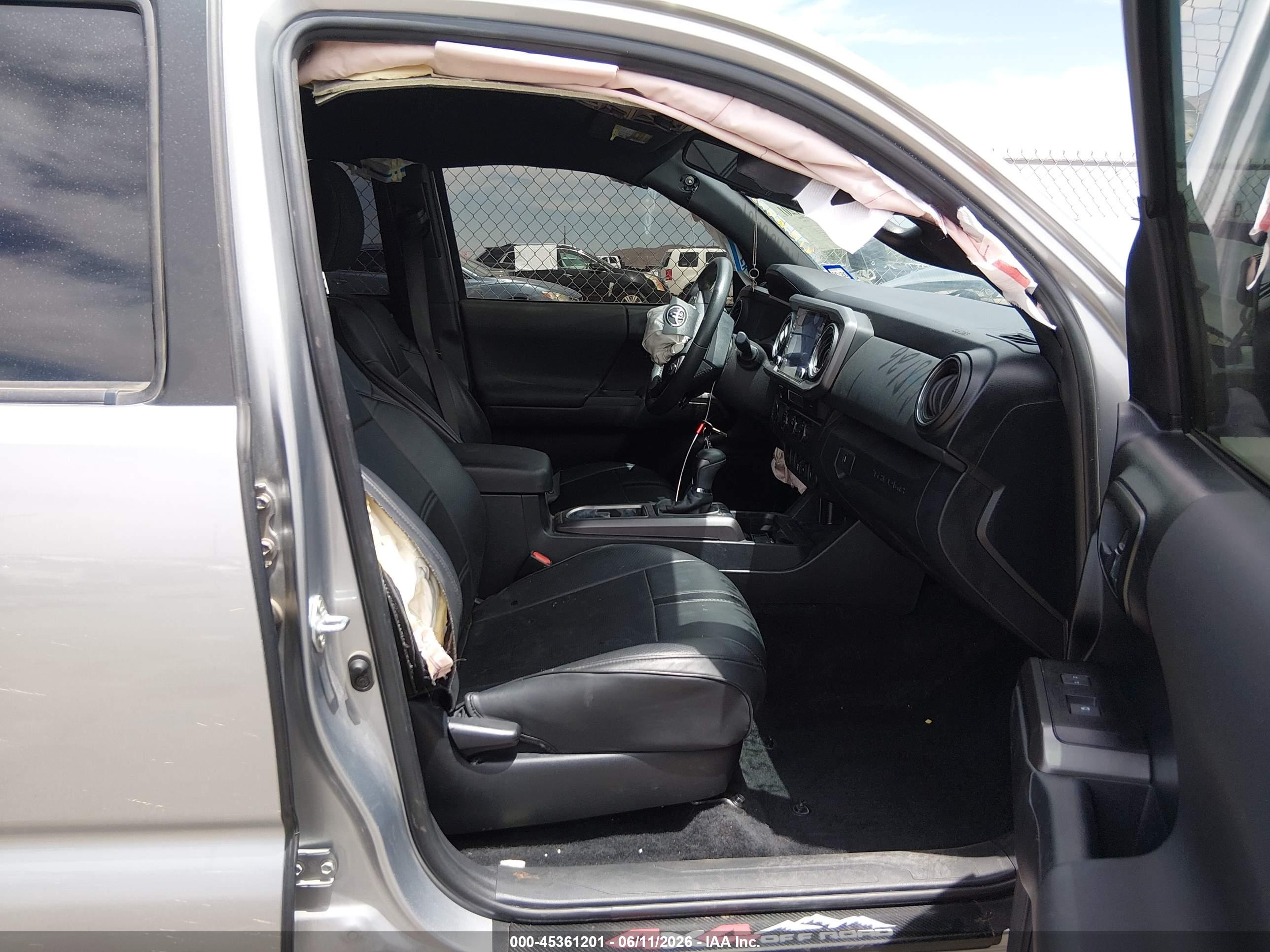 TOYOTA TACOMA image 5