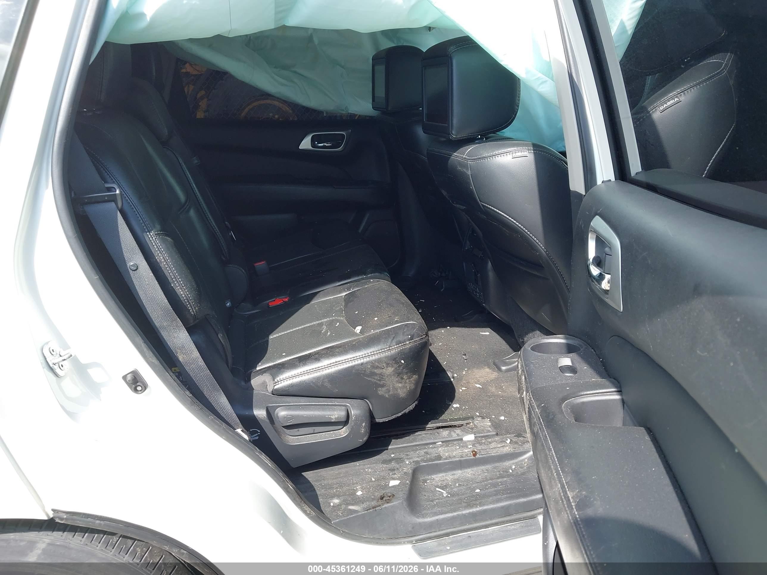 NISSAN PATHFINDER image 8
