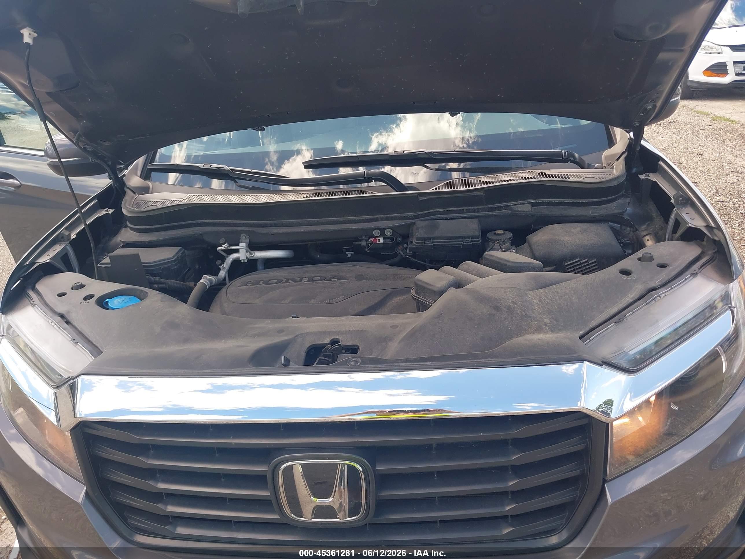 HONDA RIDGELINE image 10