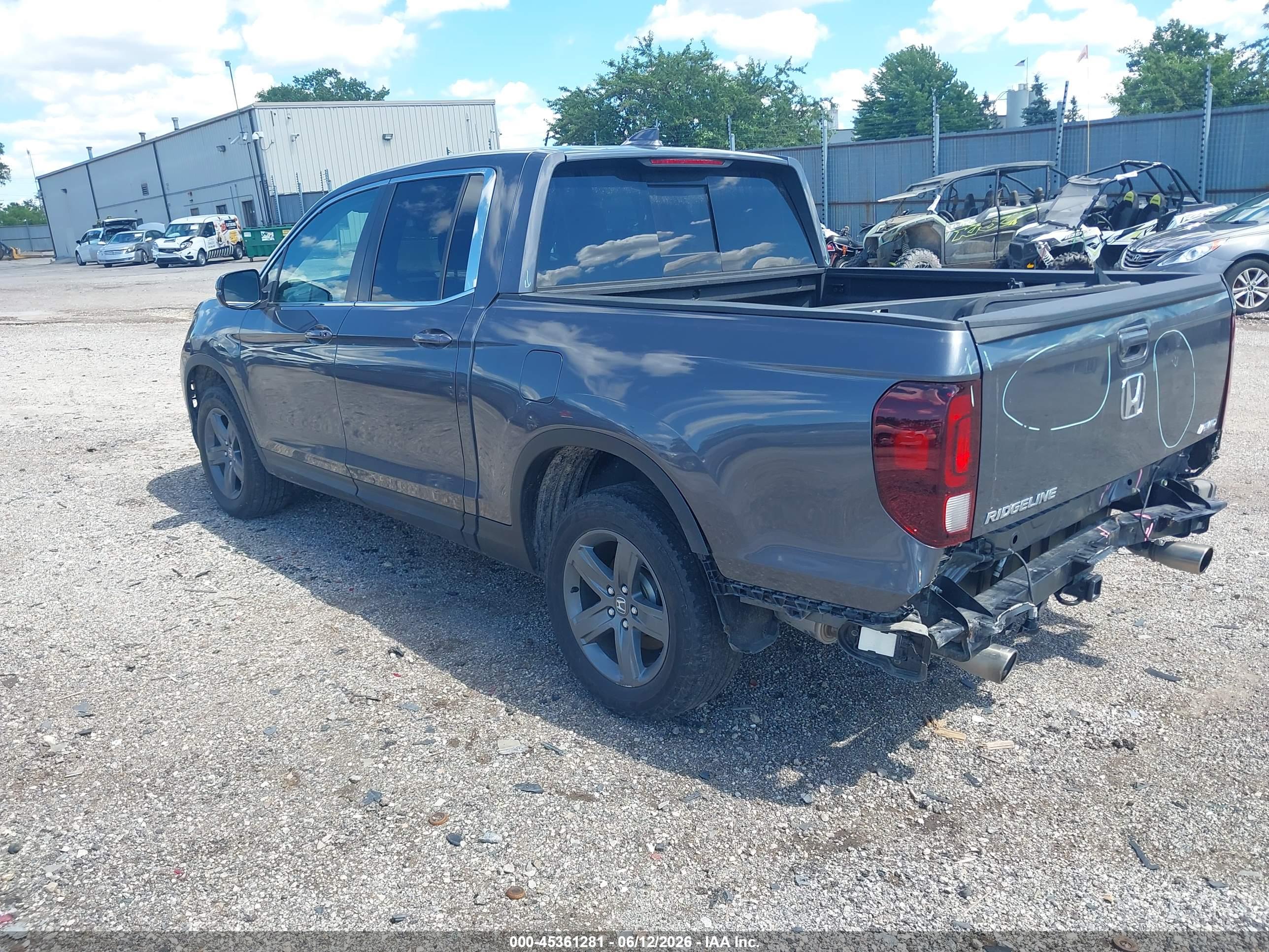 HONDA RIDGELINE image 3