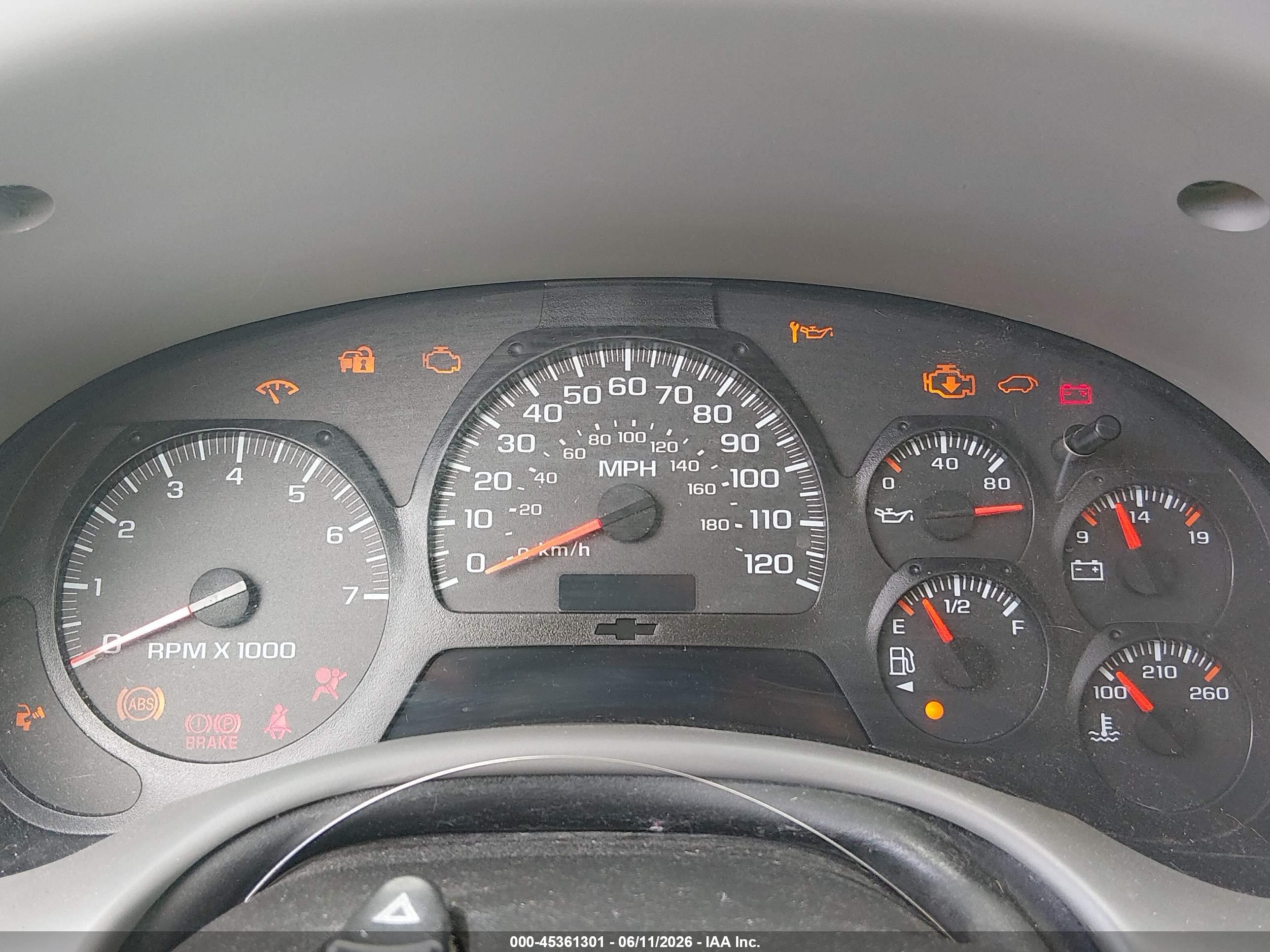 CHEVROLET TRAILBLAZER image 7