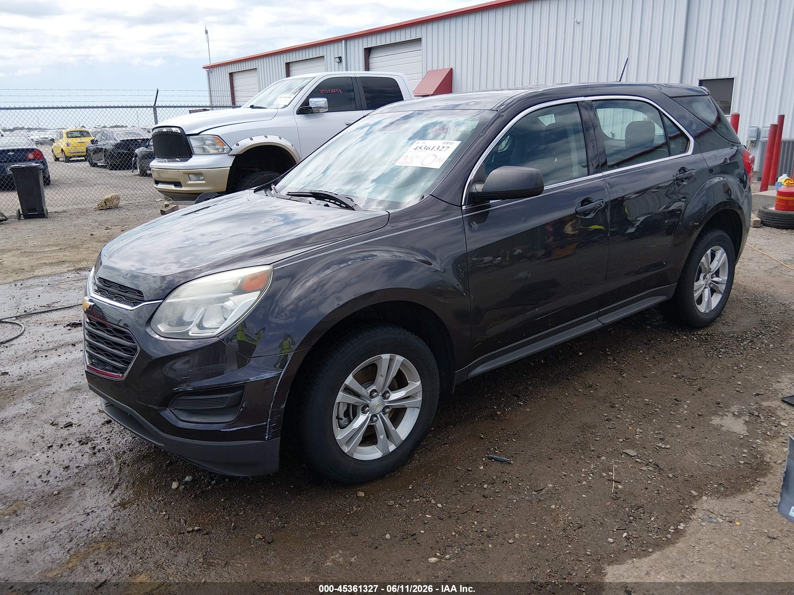 CHEVROLET EQUINOX image 2