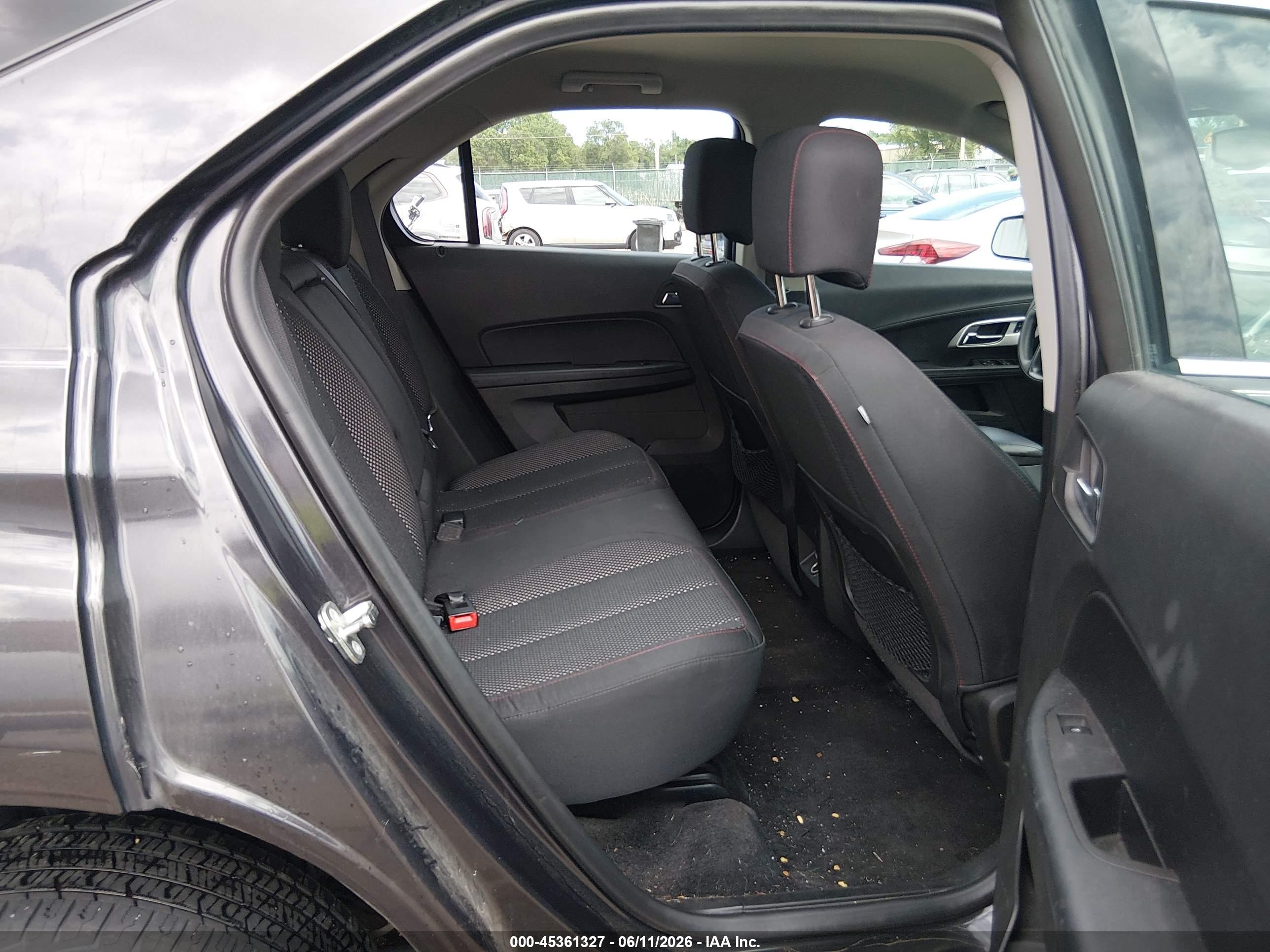 CHEVROLET EQUINOX image 8