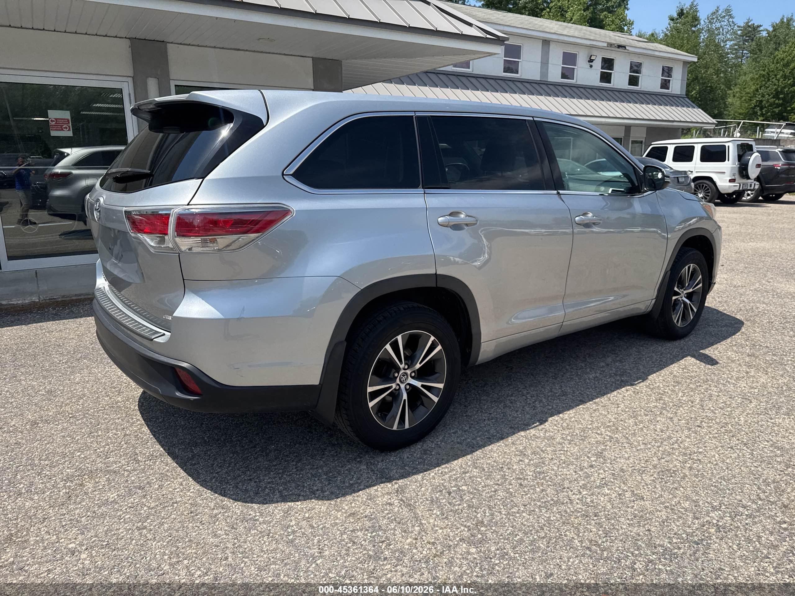 TOYOTA HIGHLANDER image 4