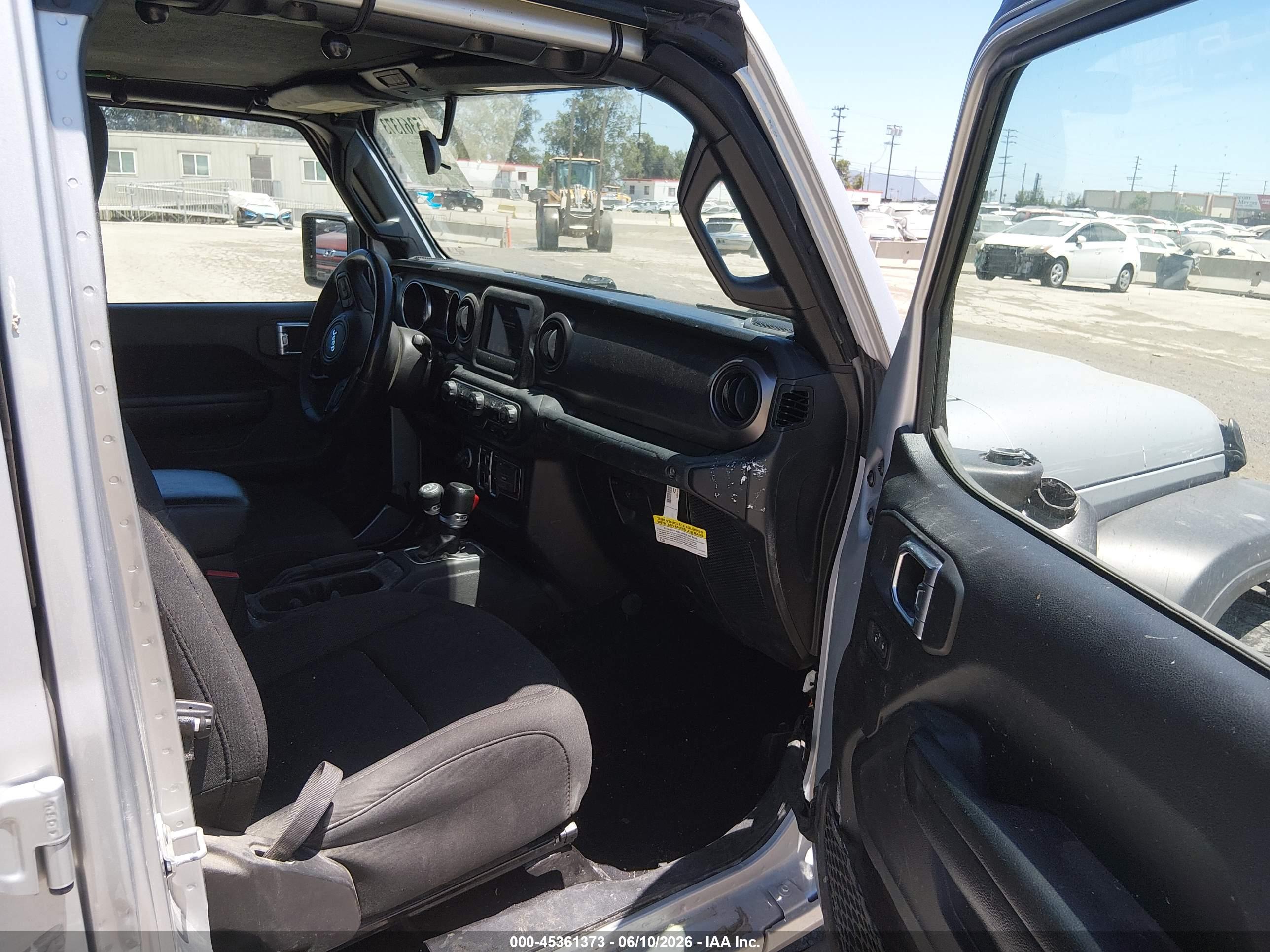 JEEP GLADIATOR image 5