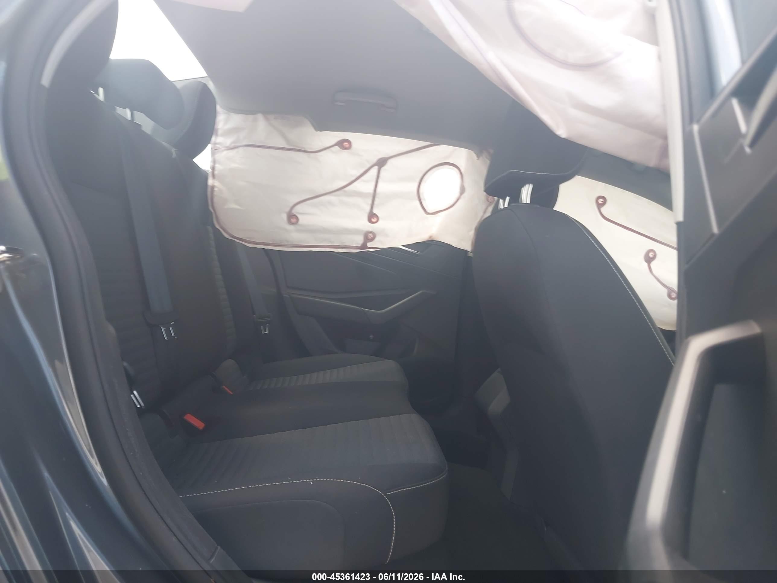 VOLKSWAGEN JETTA image 8