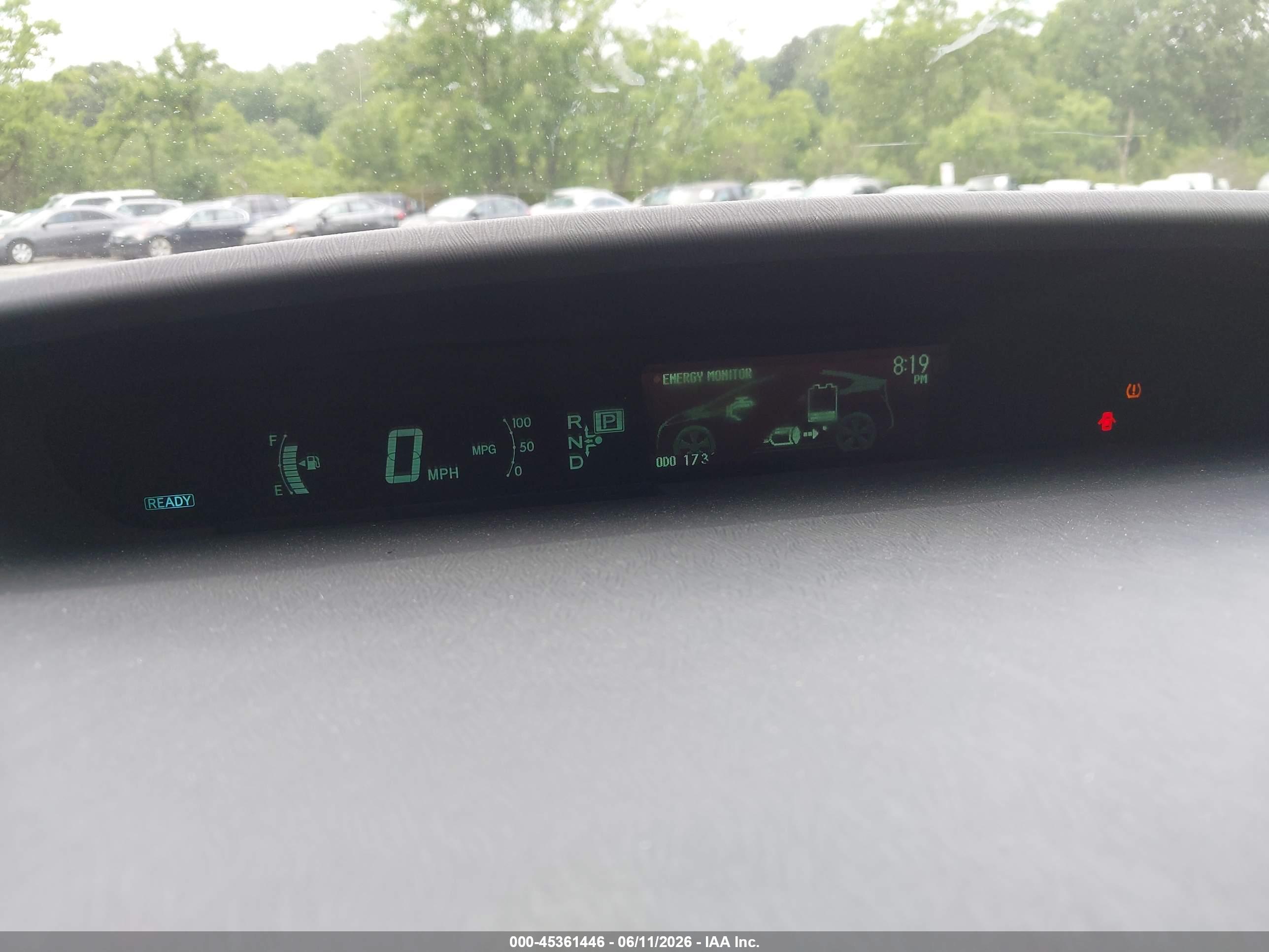 TOYOTA PRIUS image 7