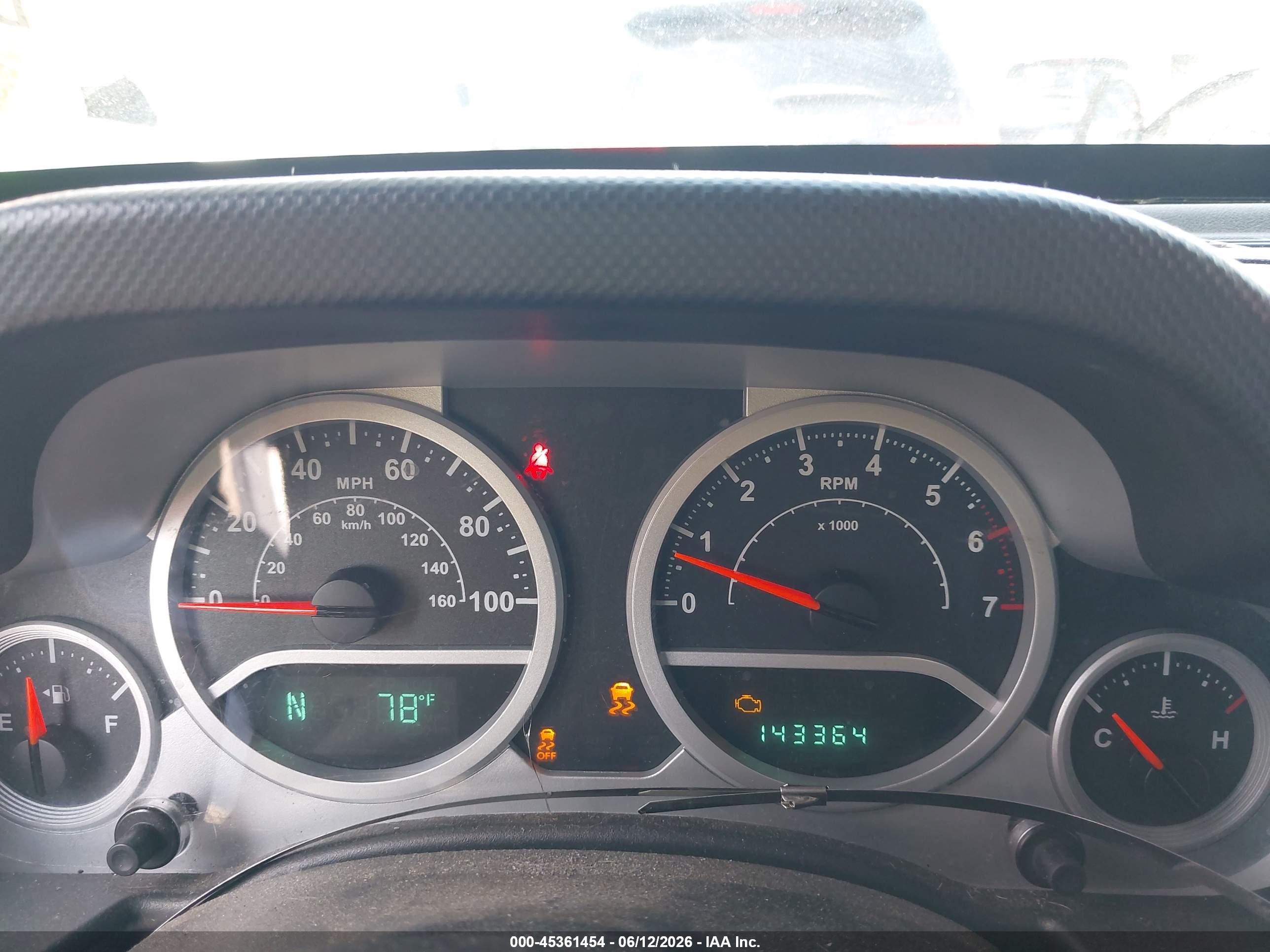 JEEP WRANGLER image 7