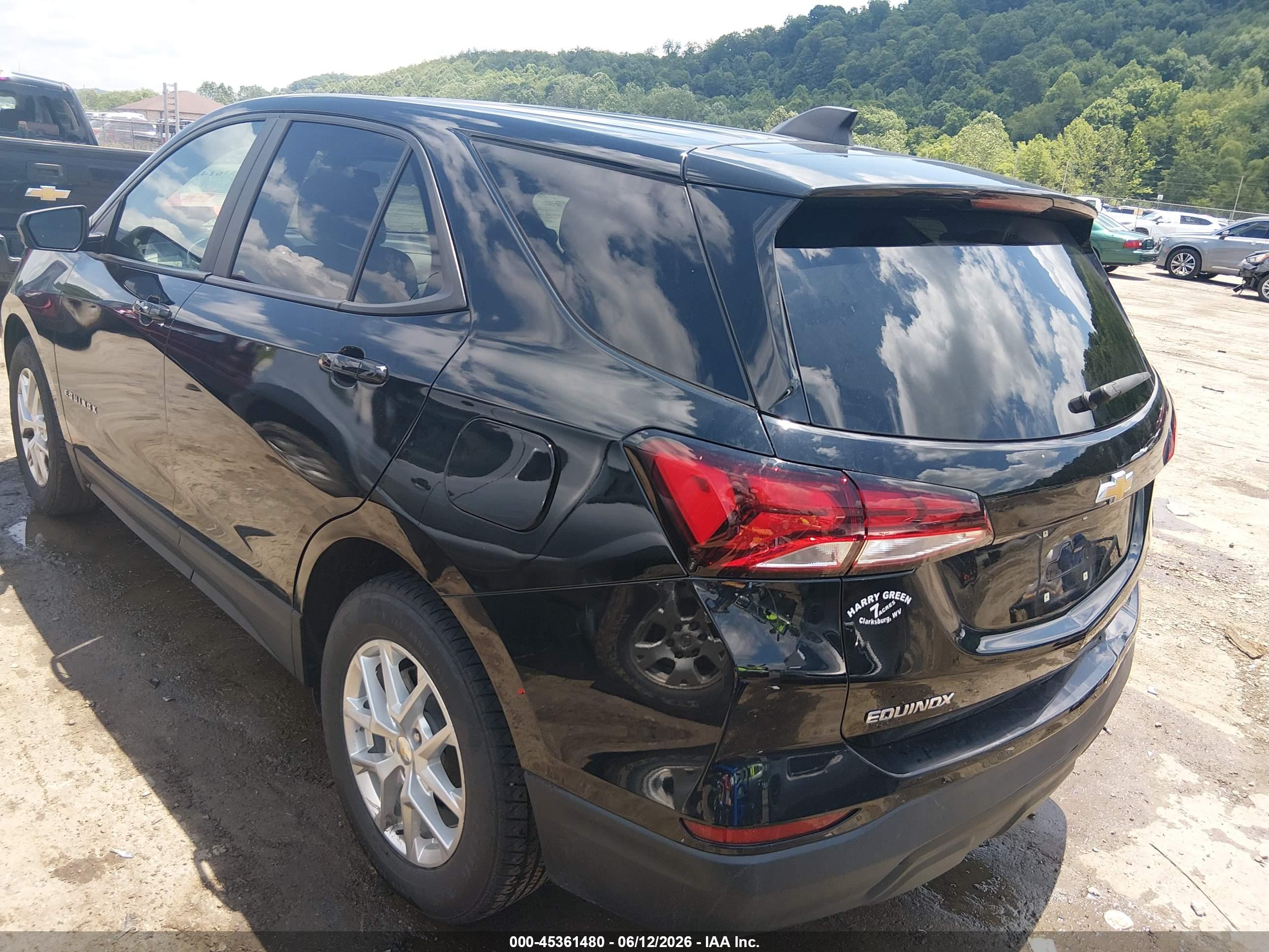 CHEVROLET EQUINOX image 3