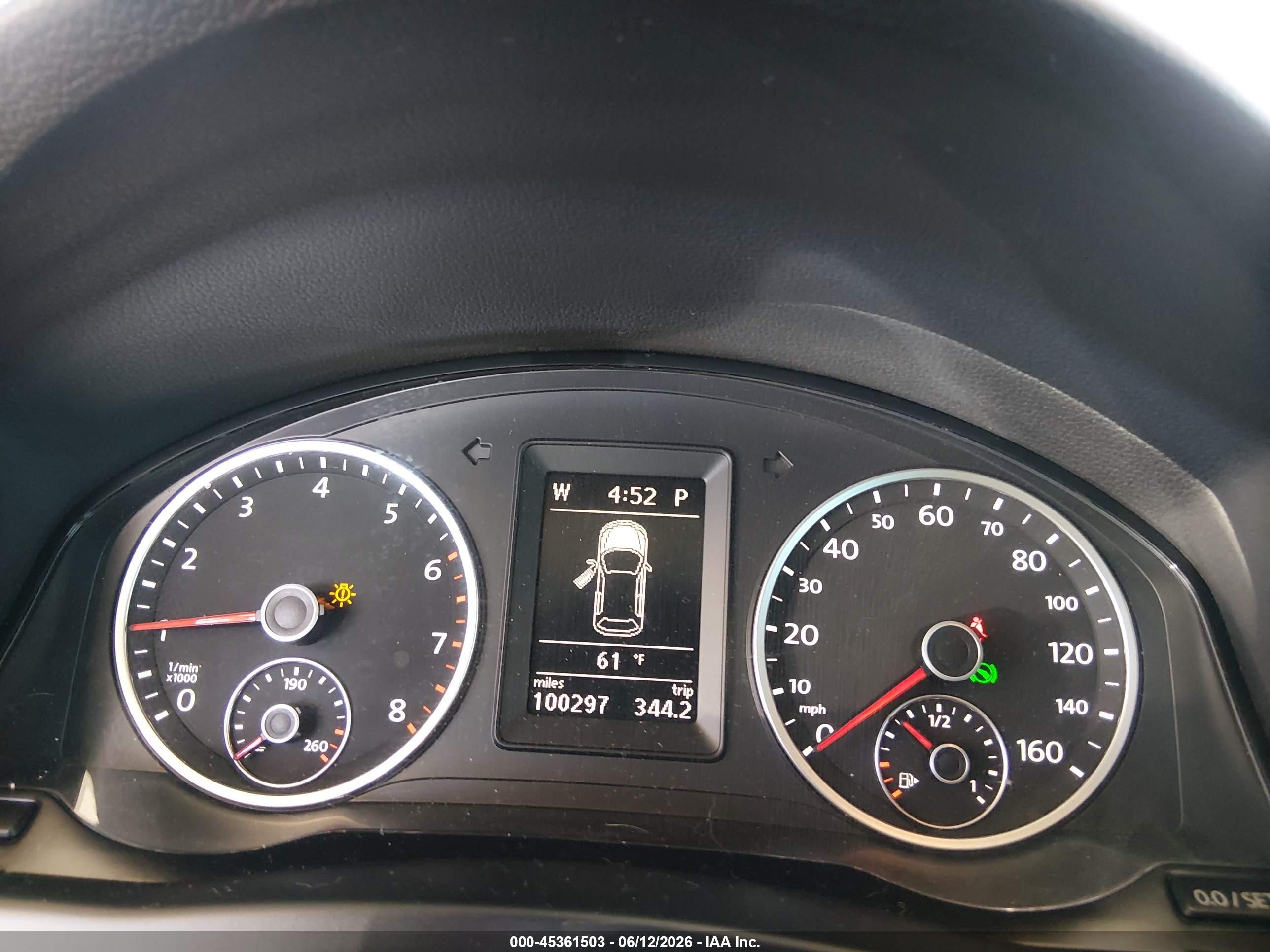 VOLKSWAGEN TIGUAN image 7