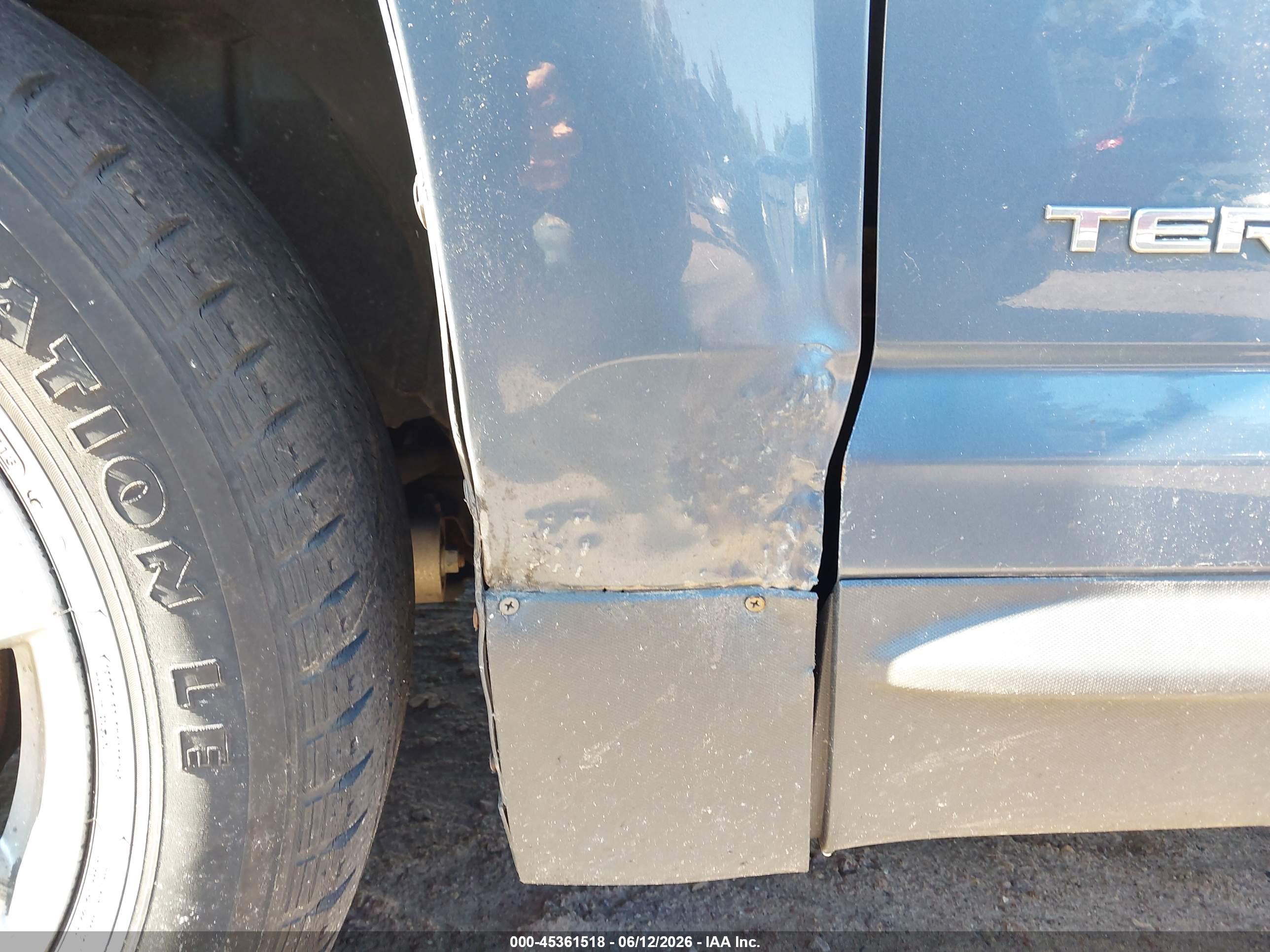 GMC TERRAIN image 6