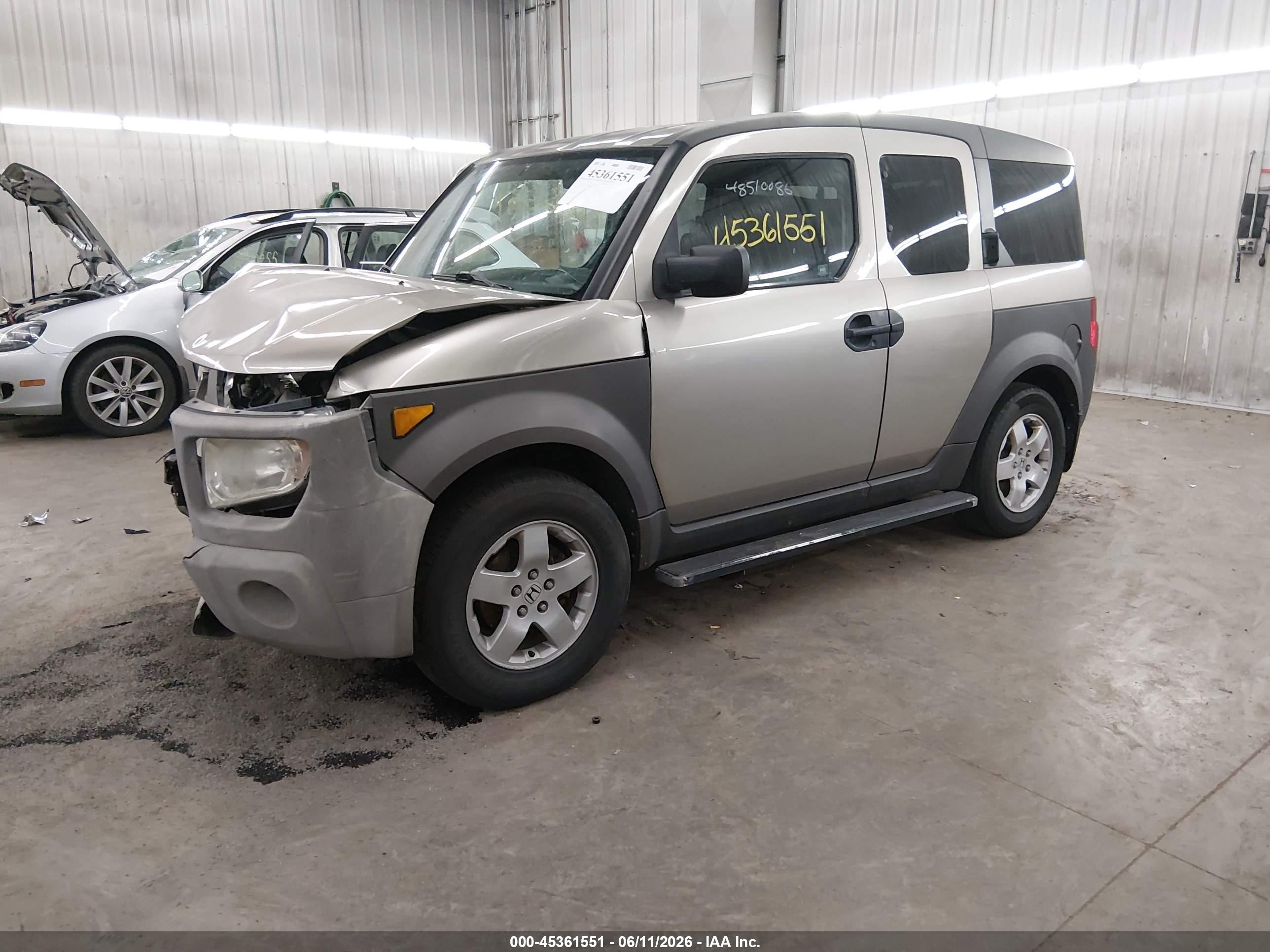 HONDA ELEMENT image 2