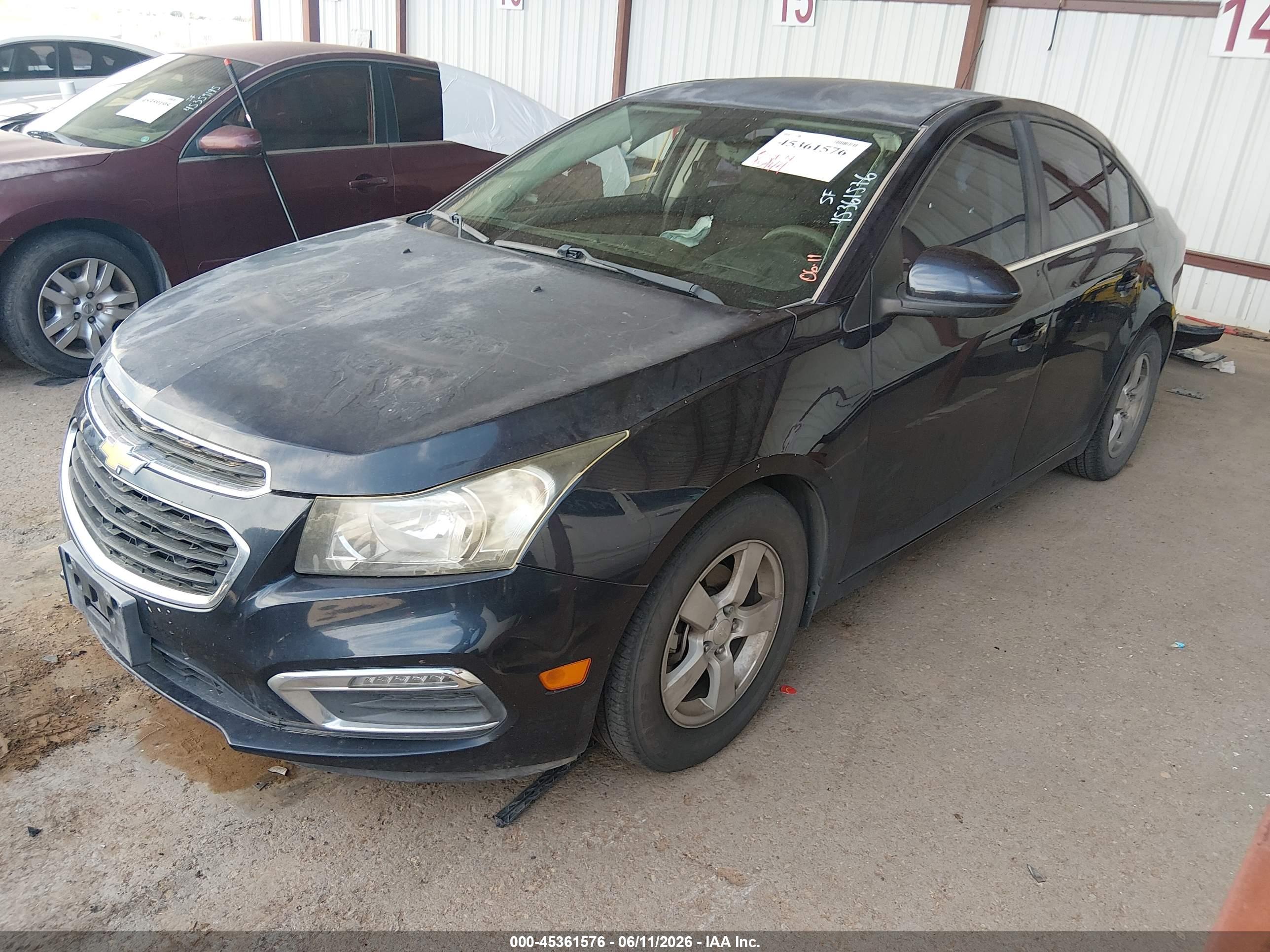 CHEVROLET CRUZE image 2