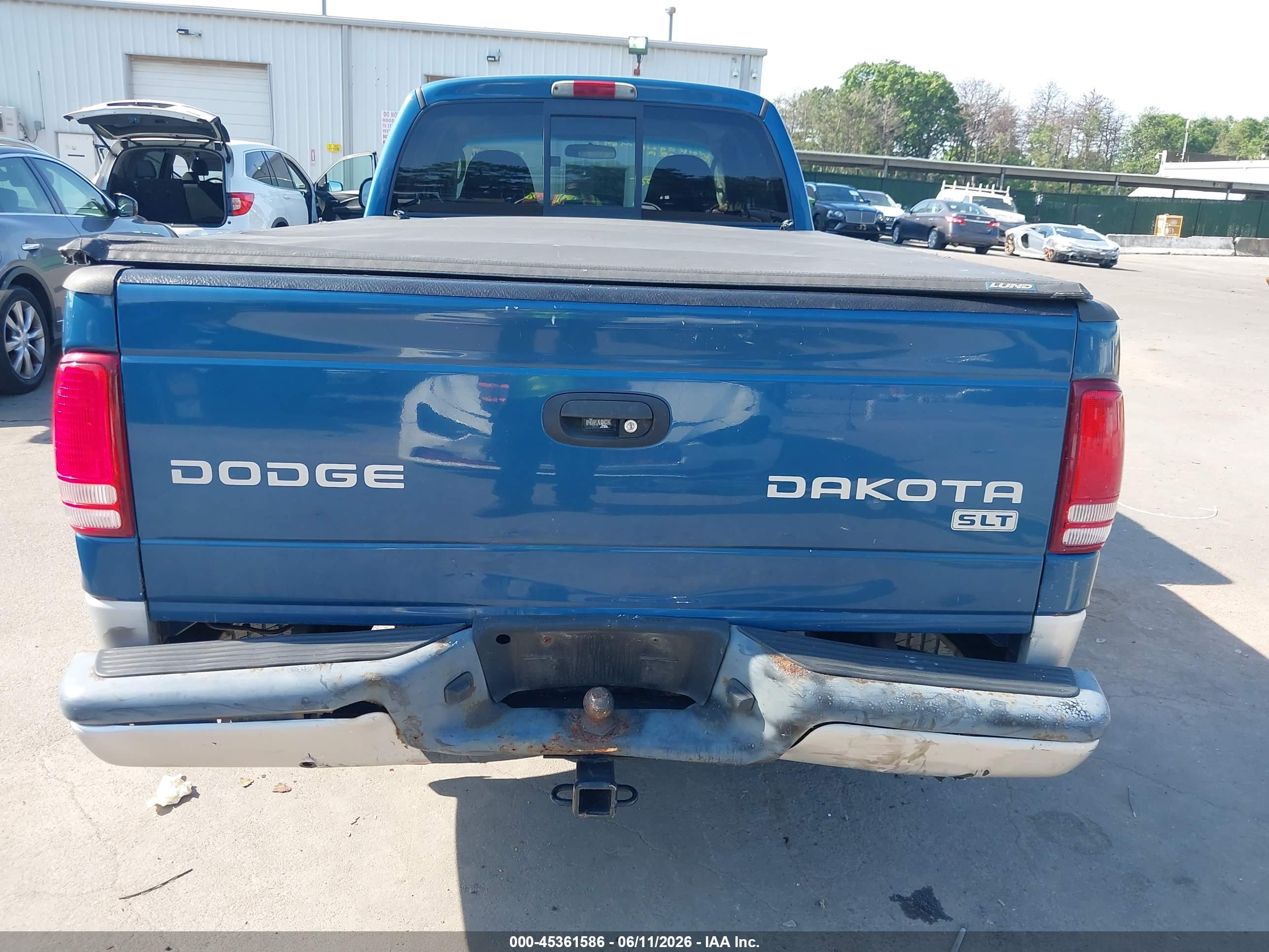 DODGE DAKOTA image 6