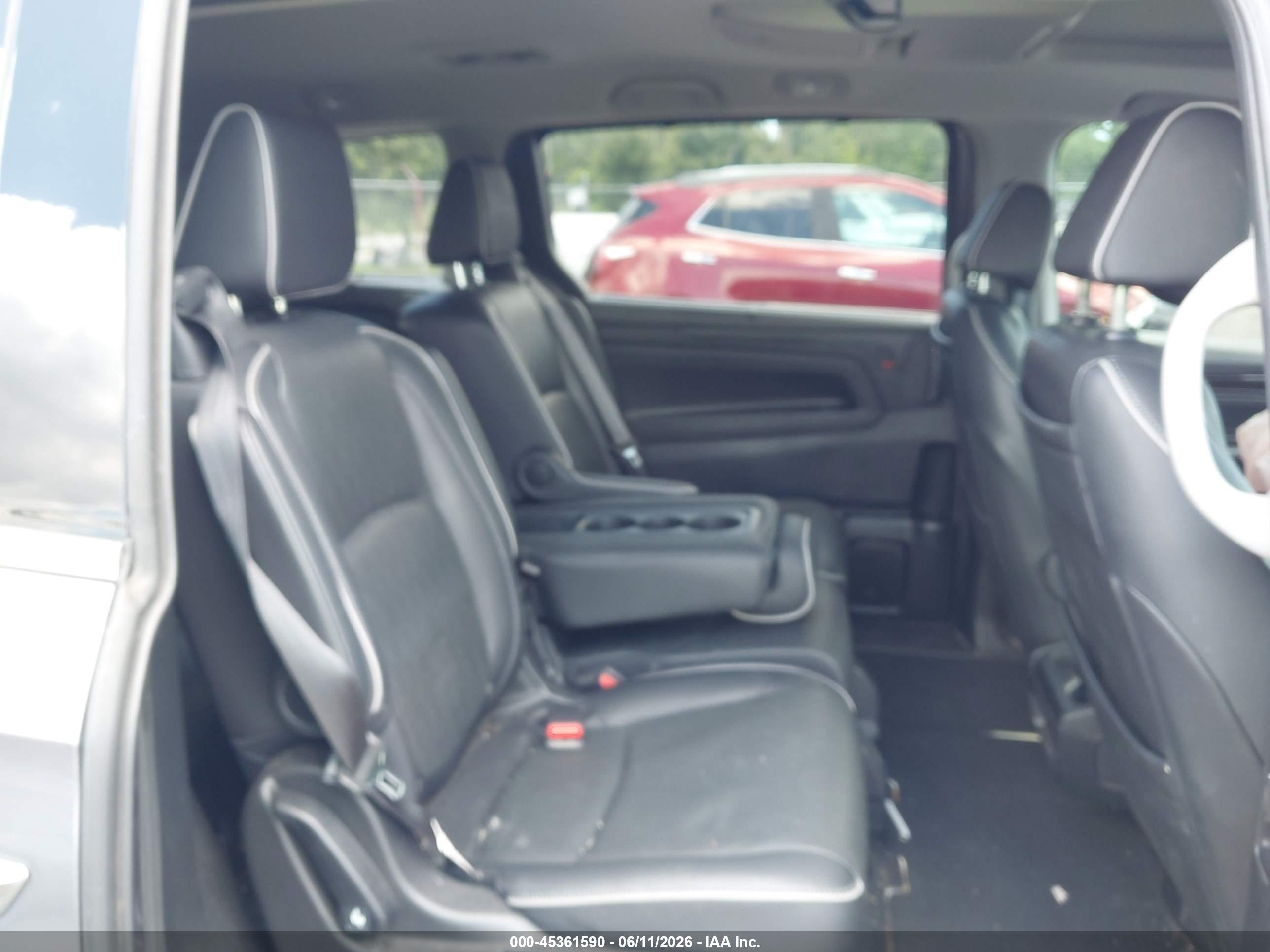 HONDA ODYSSEY image 8