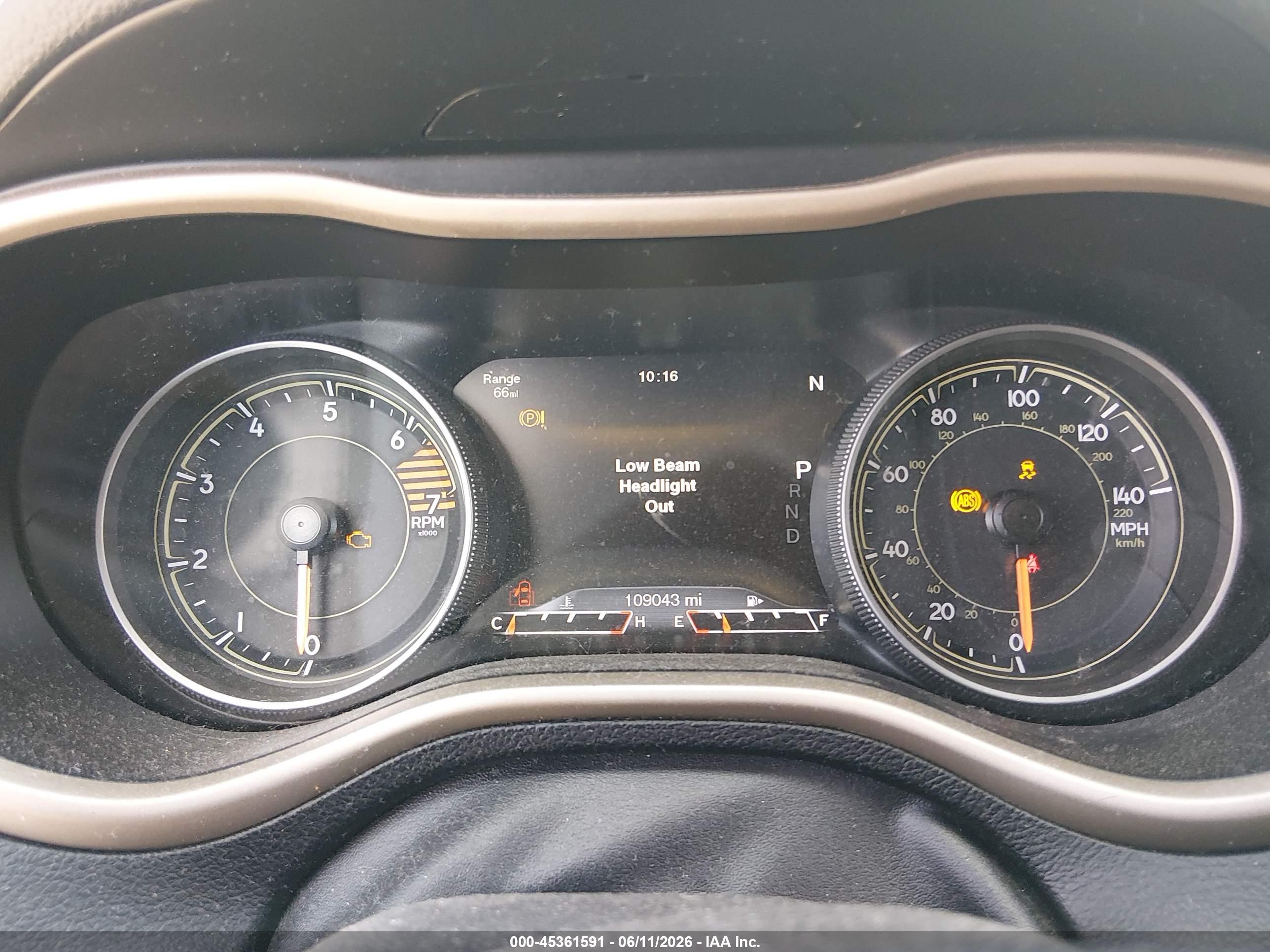JEEP CHEROKEE image 7
