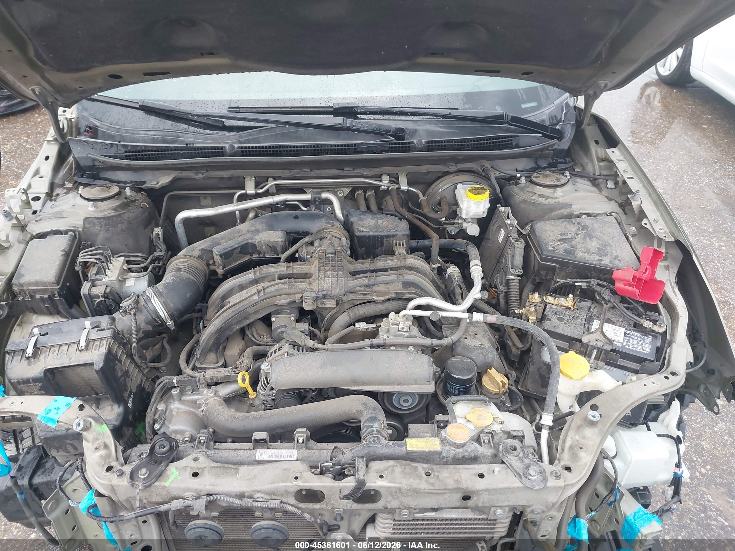 SUBARU OUTBACK image 10