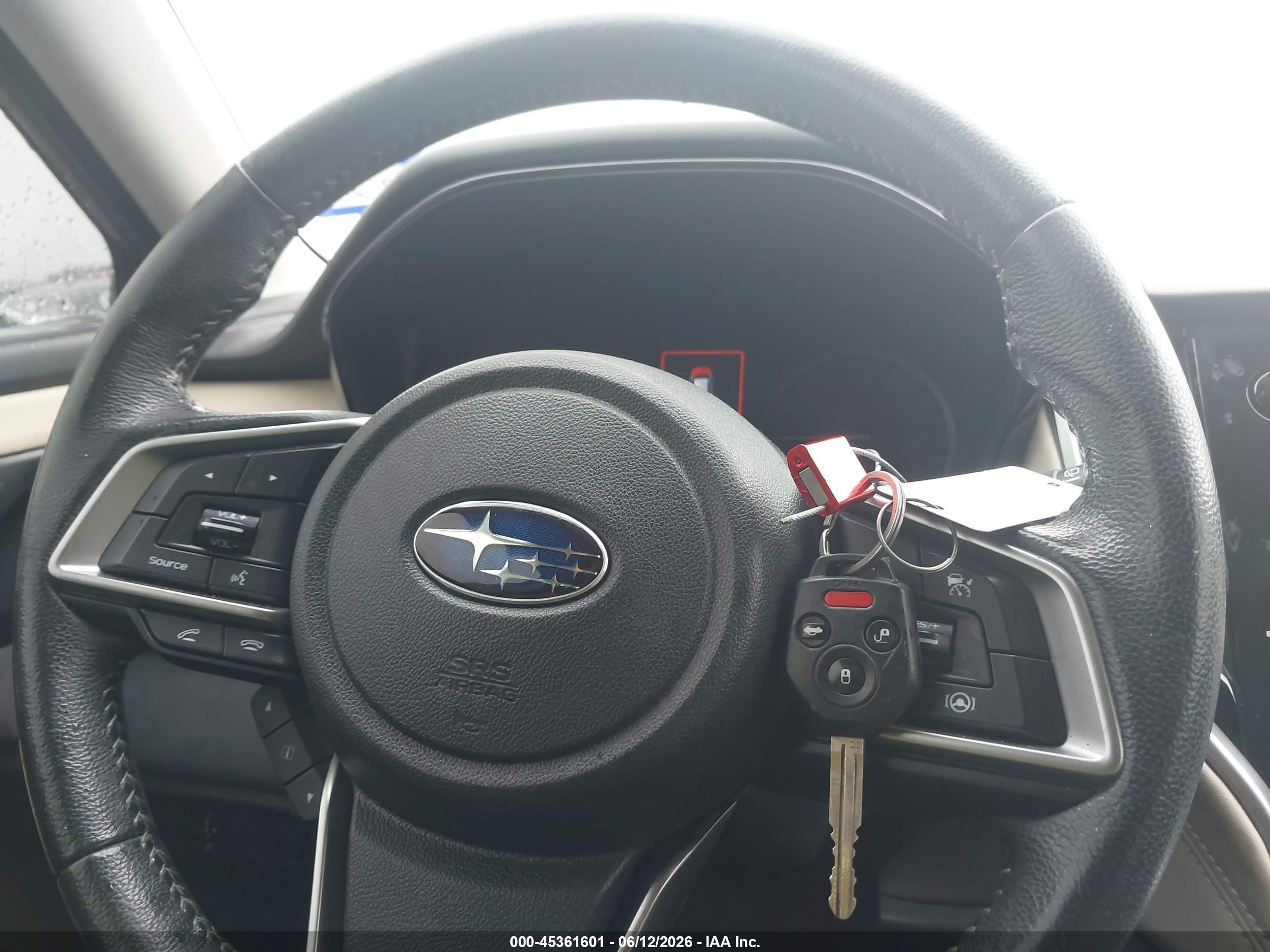 SUBARU OUTBACK image 11