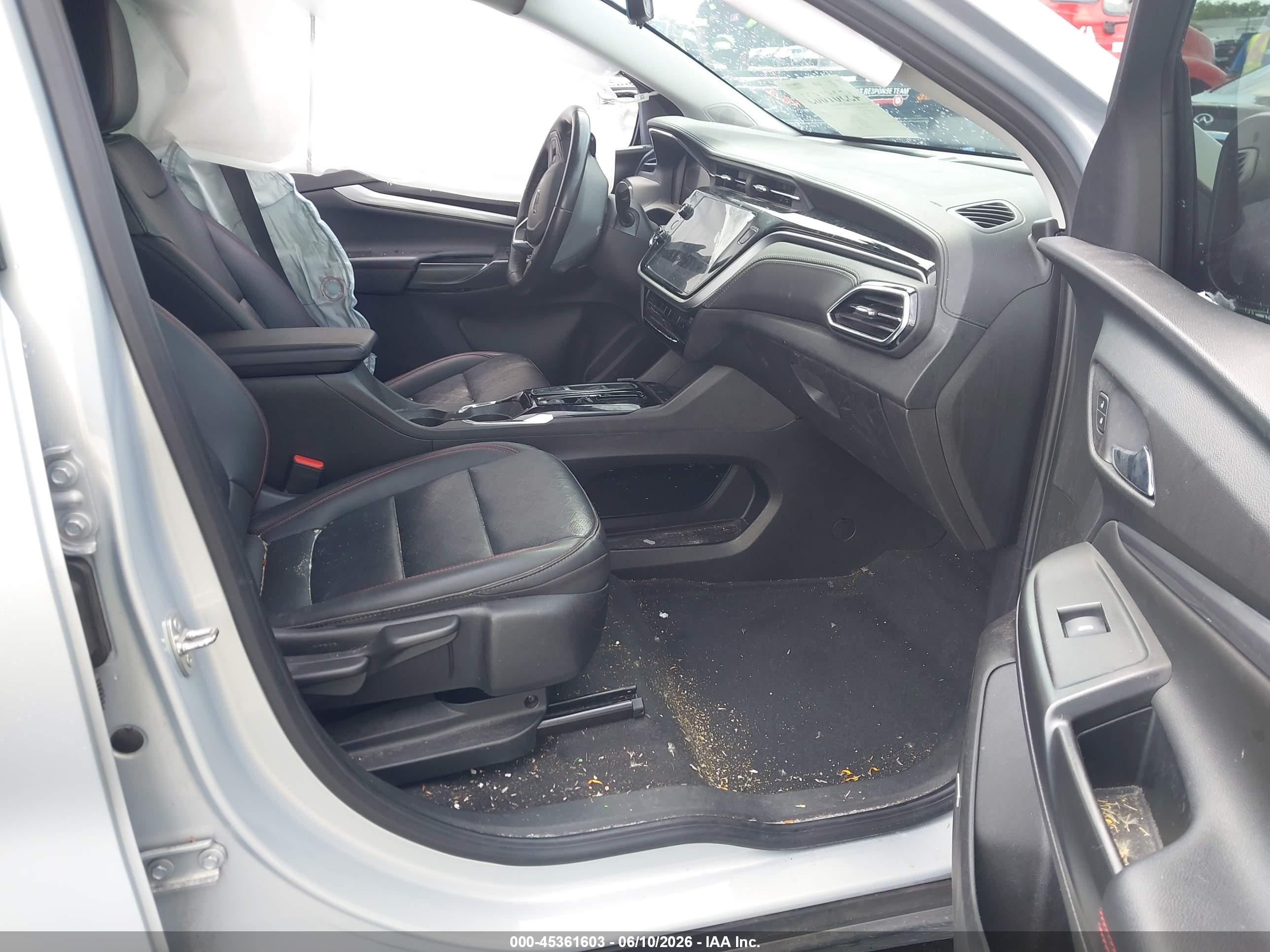 CHEVROLET BOLT image 5