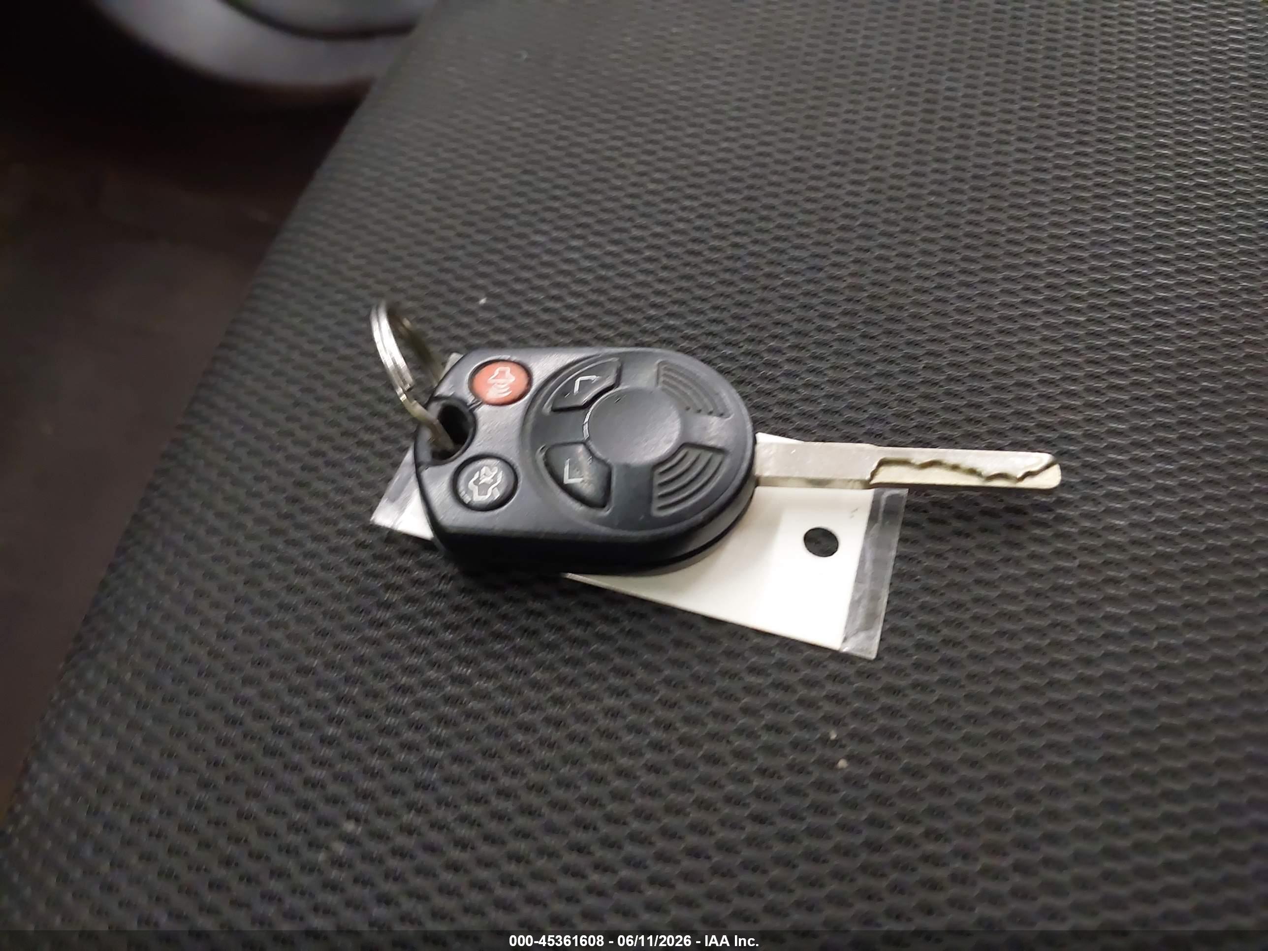 FORD FOCUS image 11