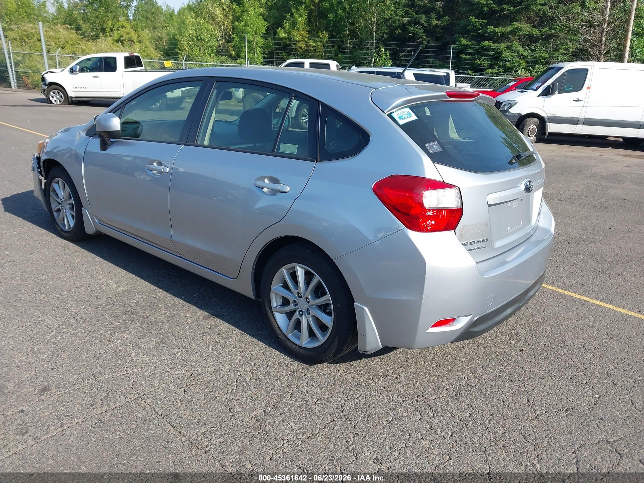 SUBARU IMPREZA image 3