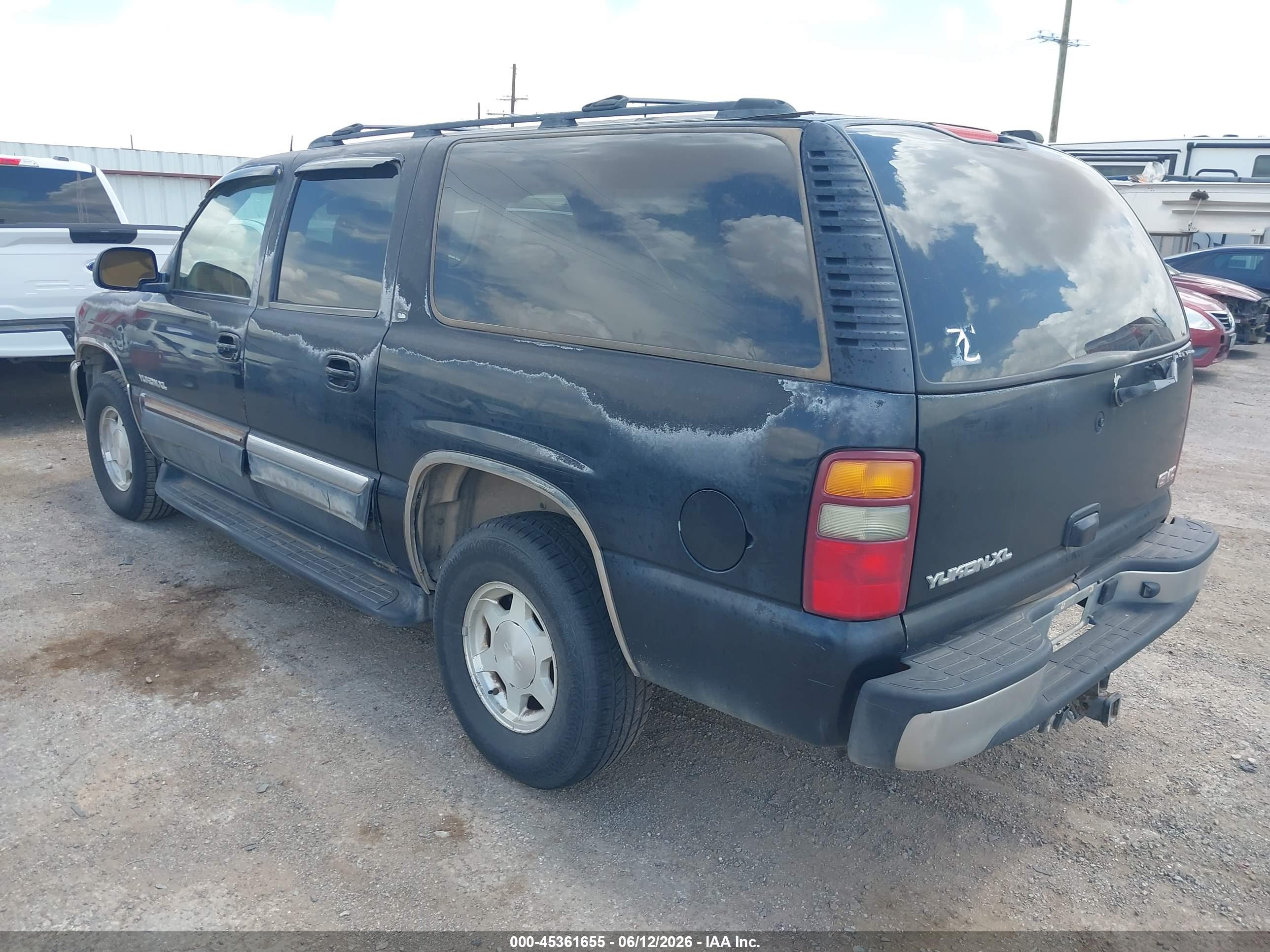 GMC YUKON image 3