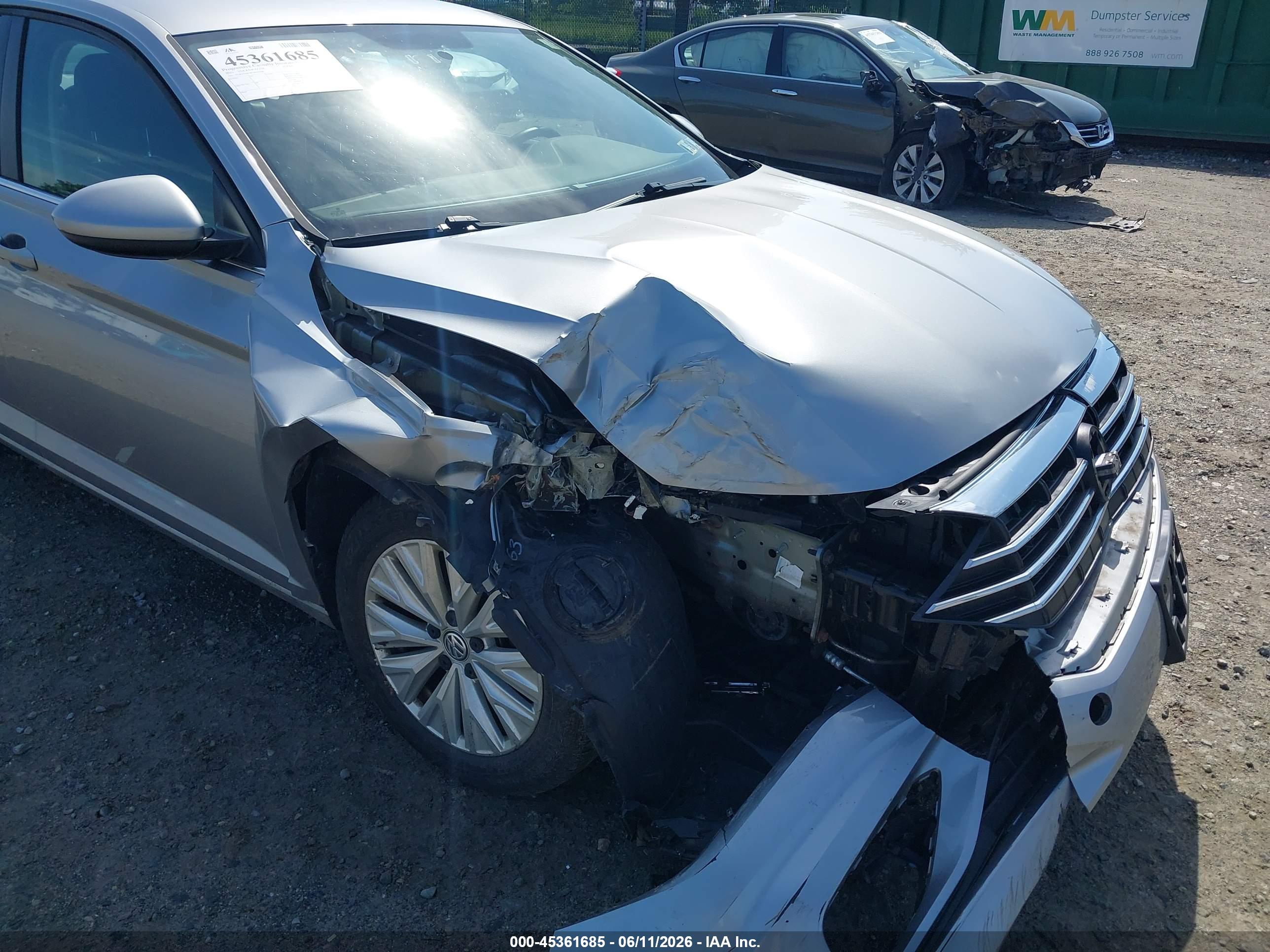 VOLKSWAGEN JETTA image 6