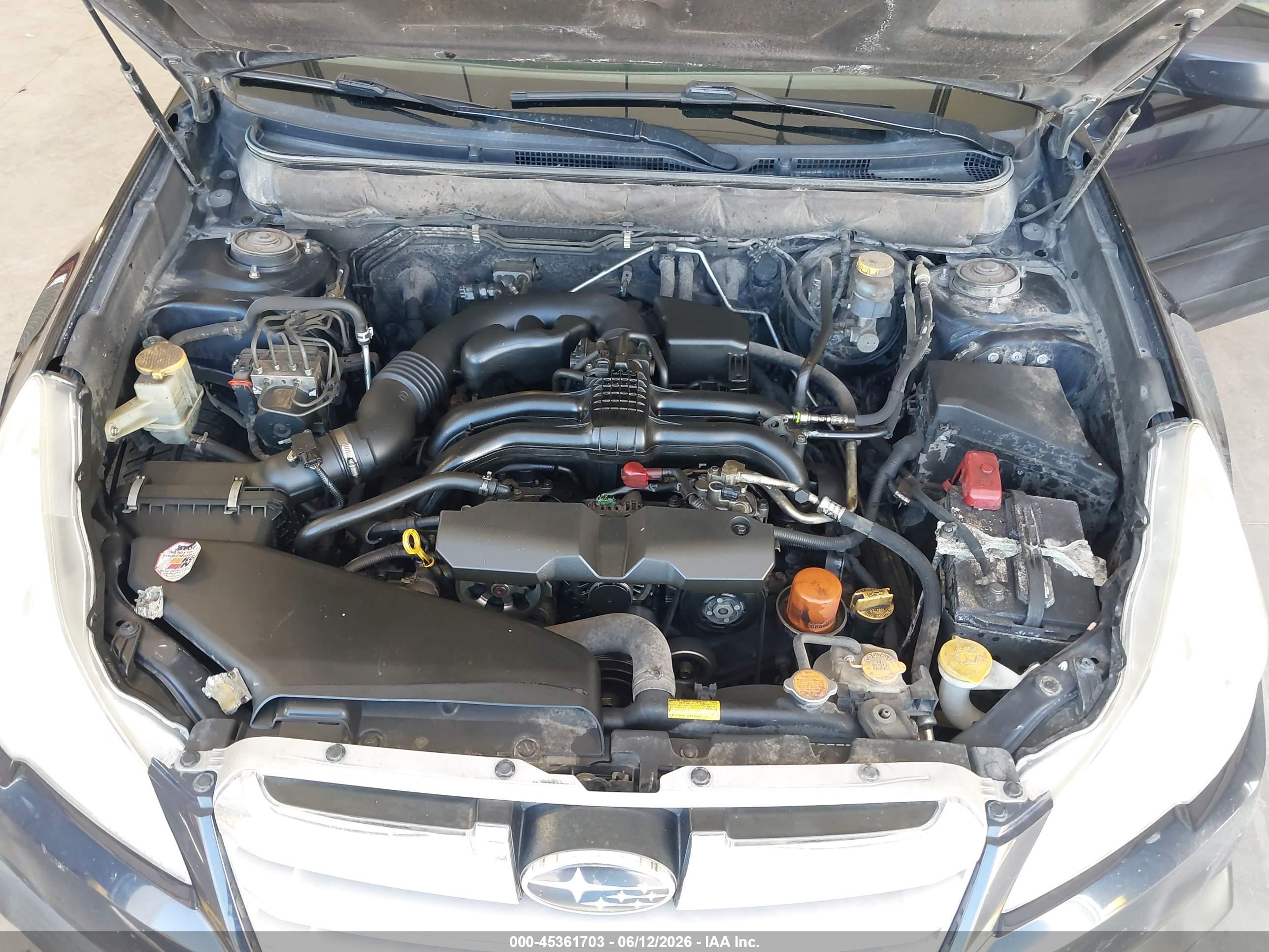 SUBARU OUTBACK image 10