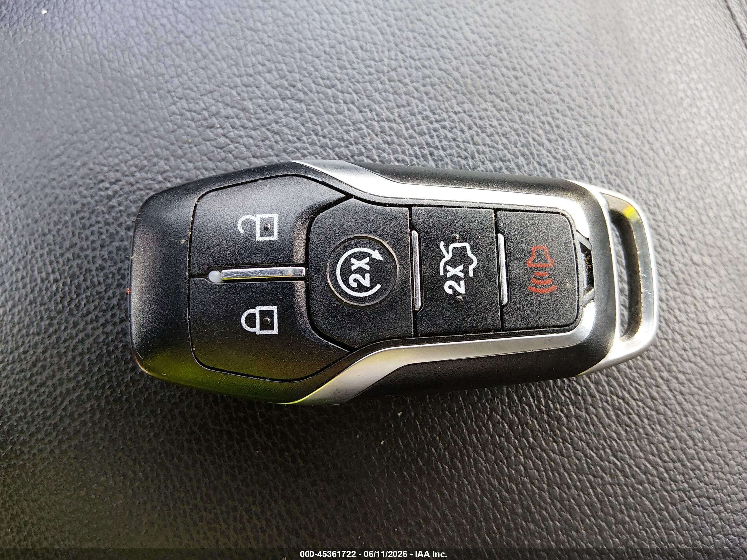 FORD EXPLORER image 11