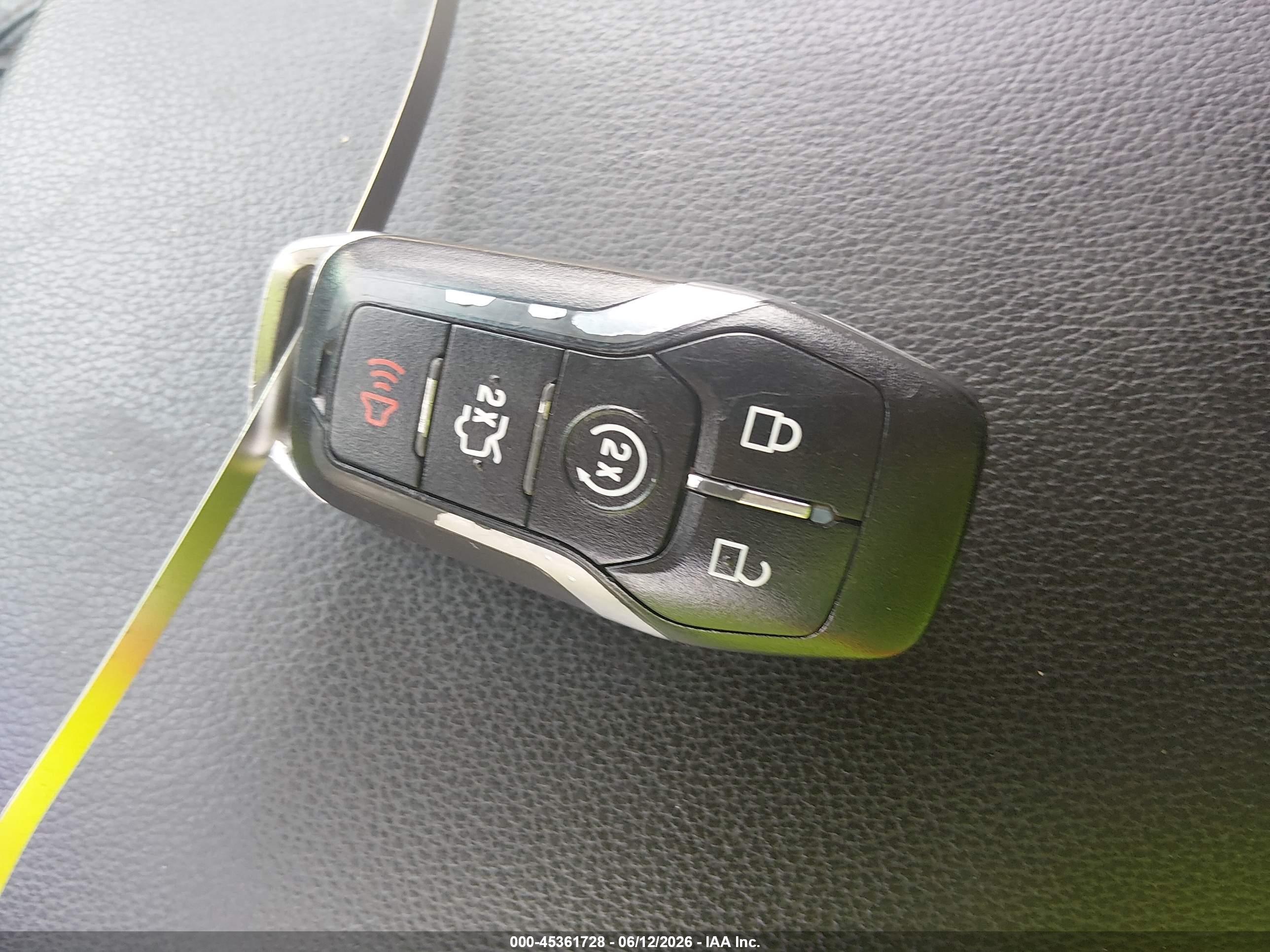 FORD EXPLORER image 11