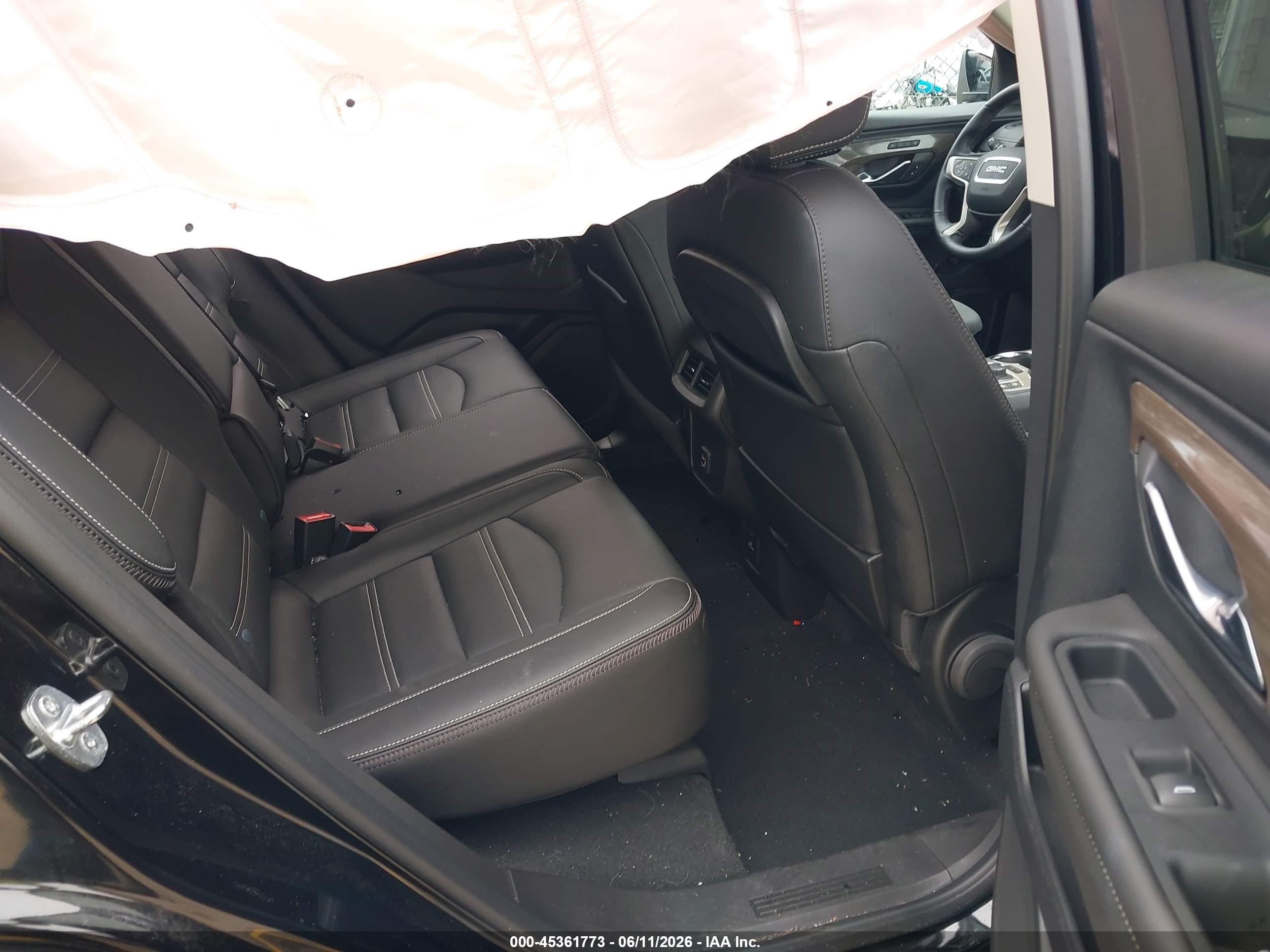 GMC TERRAIN image 8