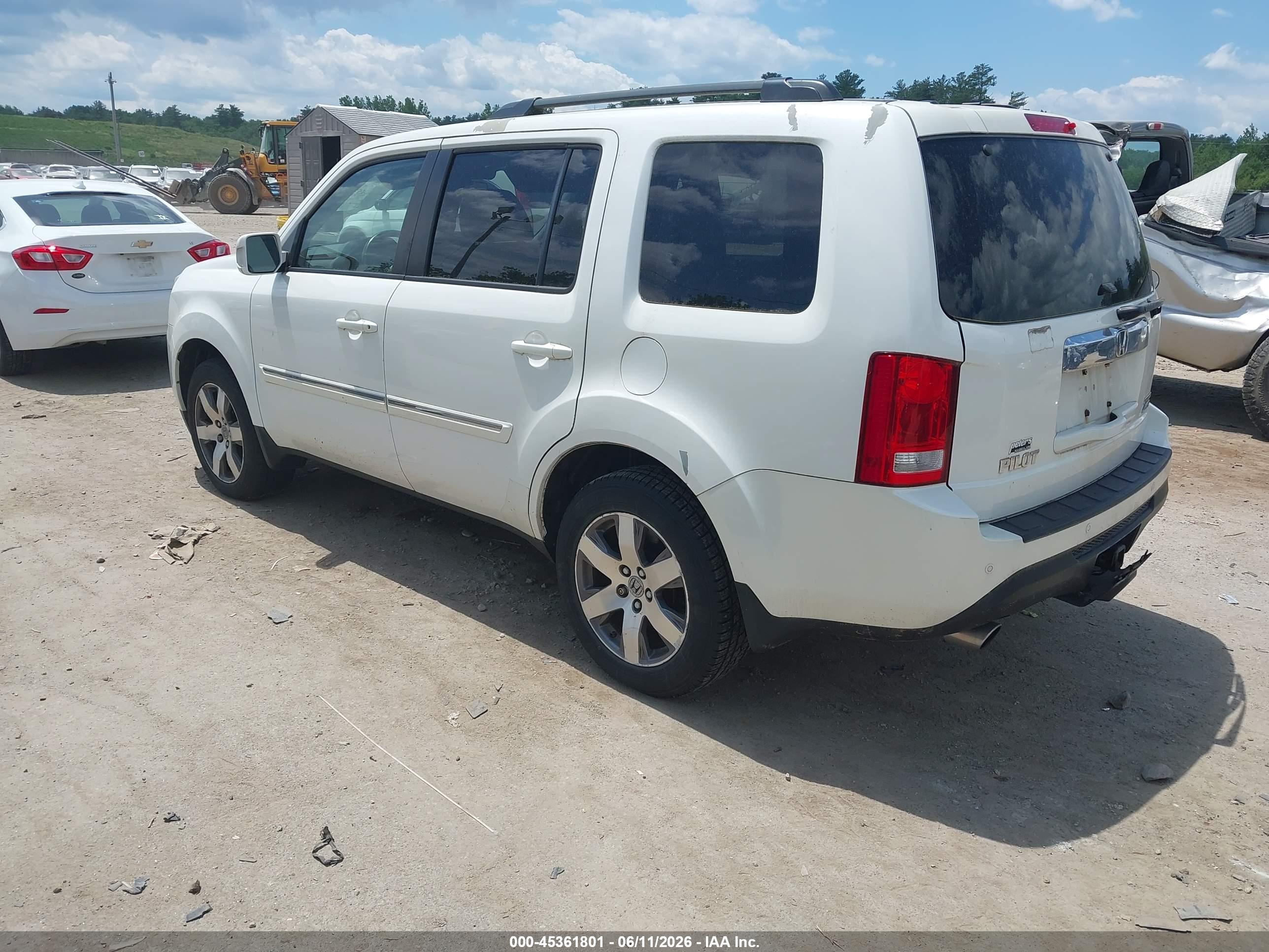 HONDA PILOT image 3