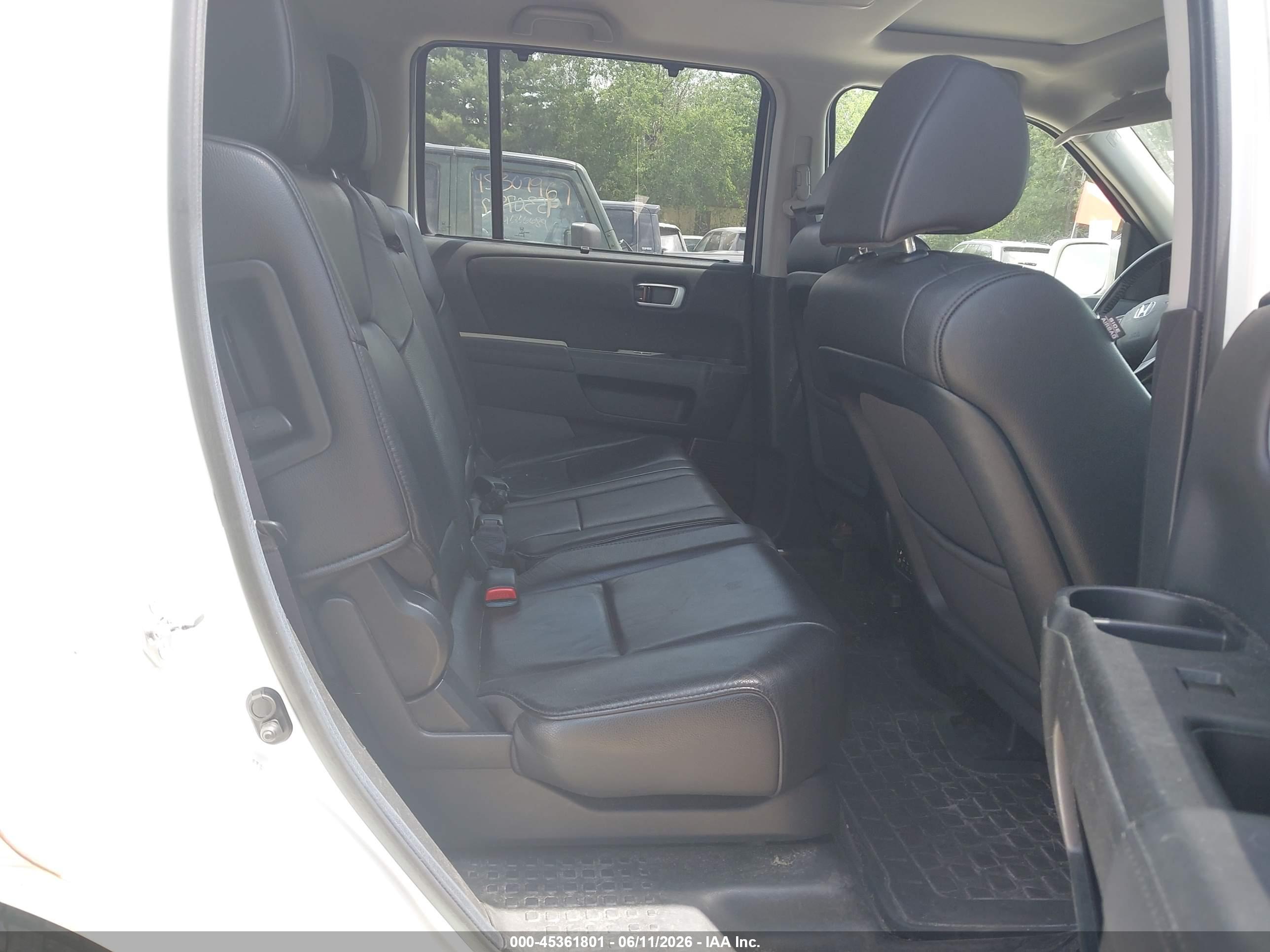 HONDA PILOT image 8